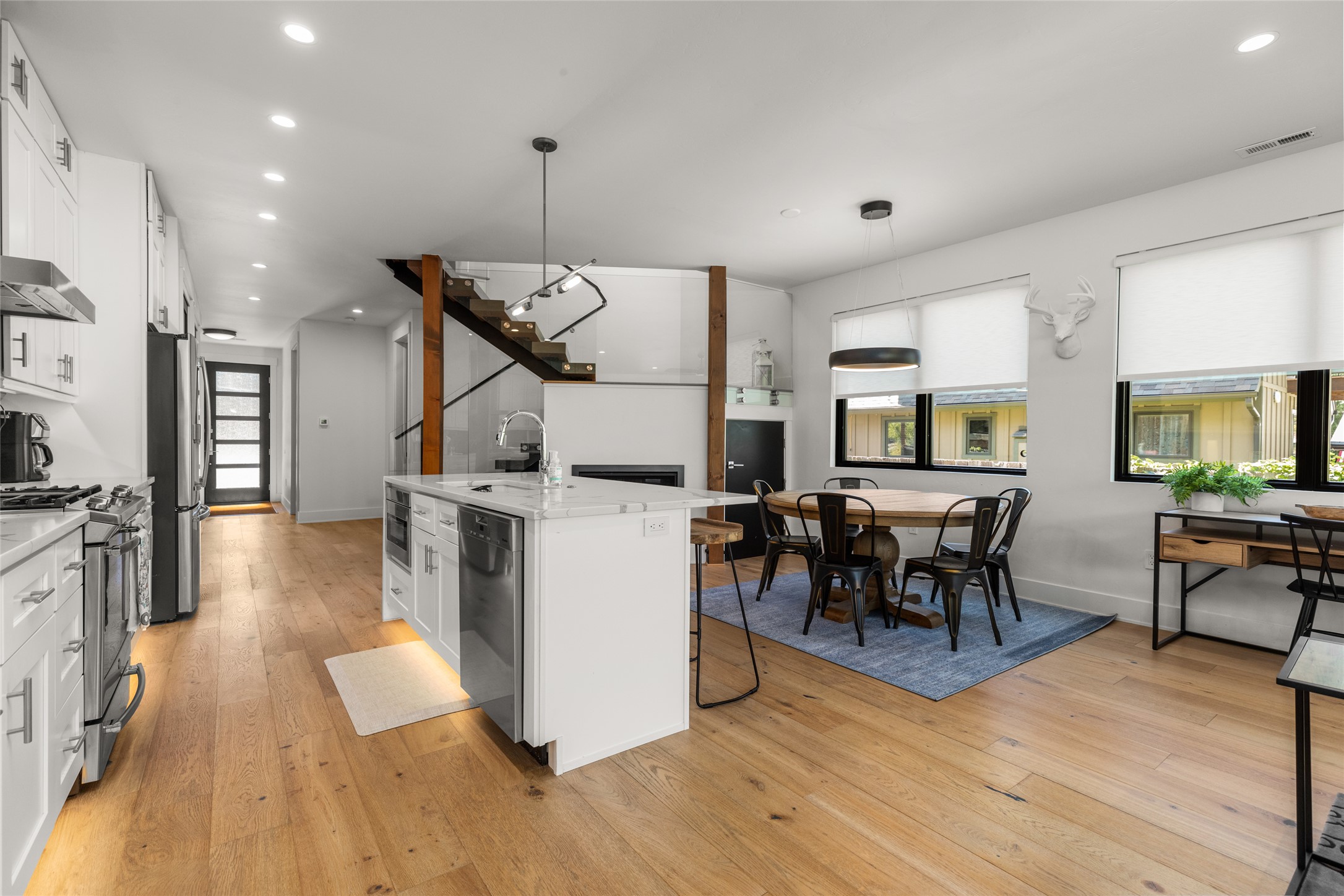 59 Crestwood Drive A Property Photo 16