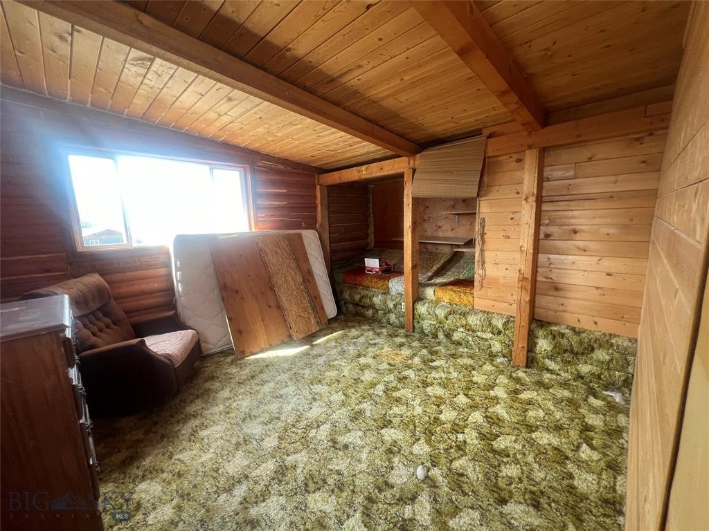 700 Dawson Loop Property Photo 9