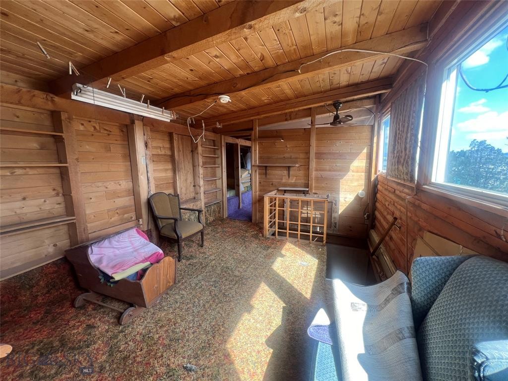 700 Dawson Loop Property Photo 10