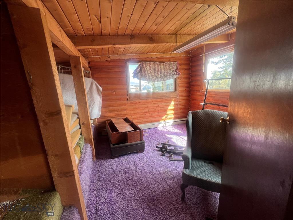 700 Dawson Loop Property Photo 11