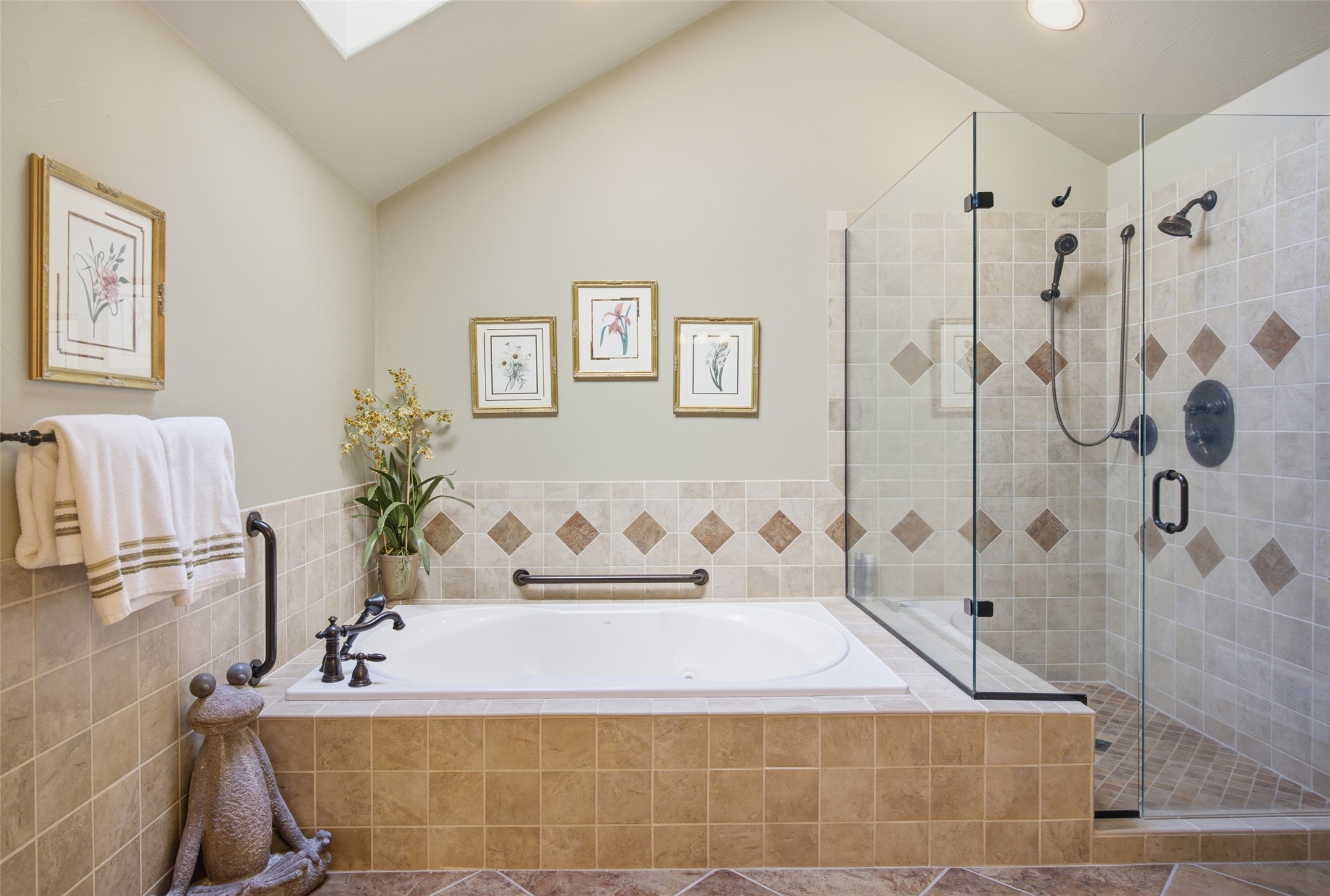 202 Shoreline Drive 2 Property Photo 29