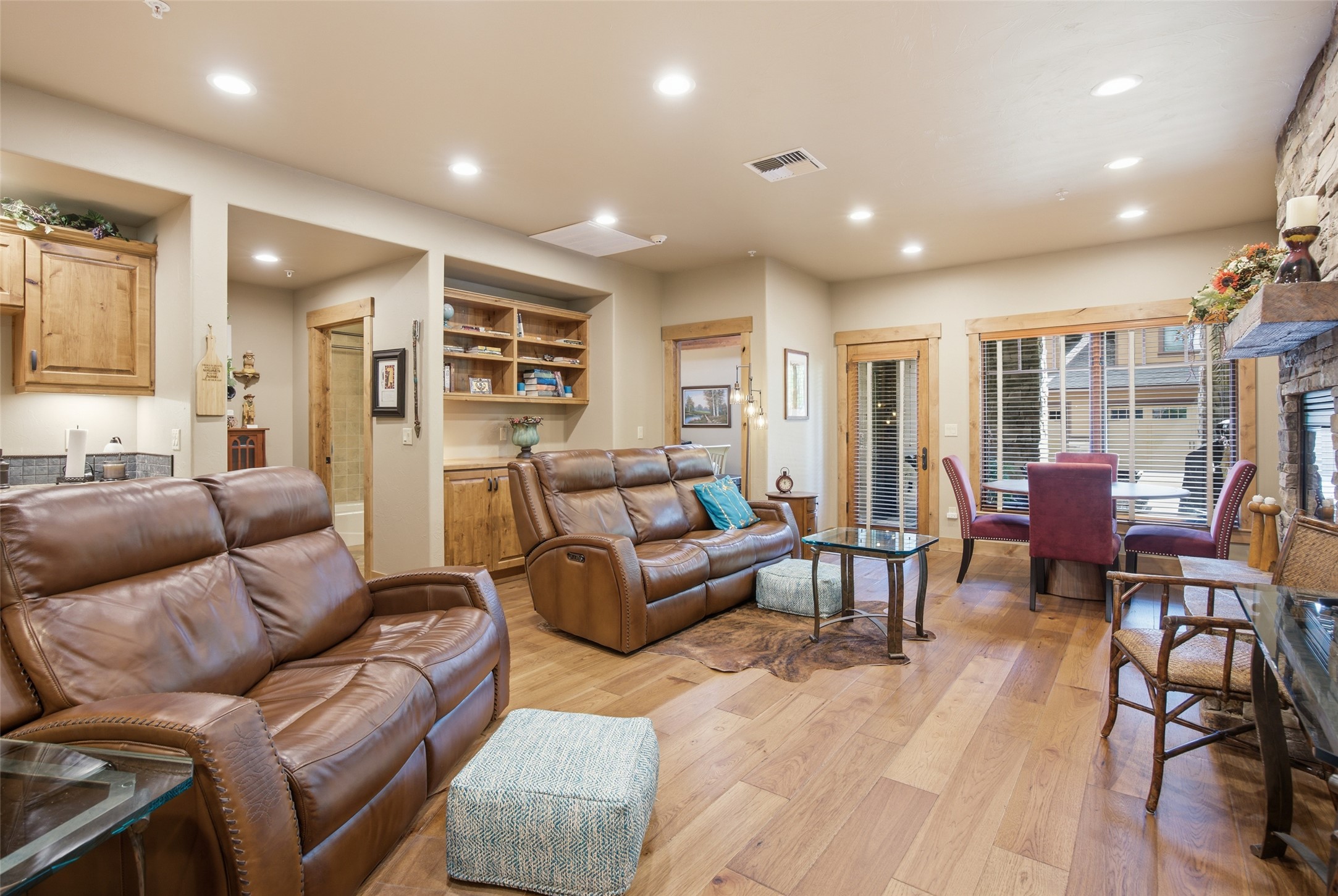 202 Shoreline Drive 2 Property Photo 36
