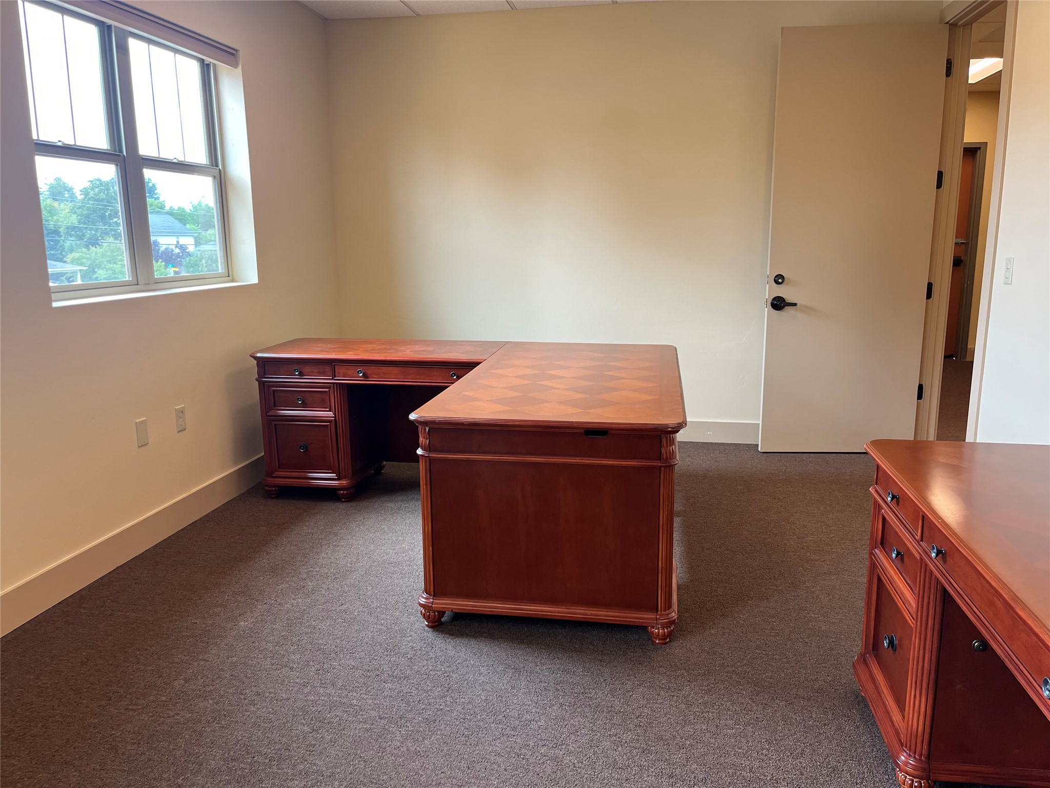 2220 River Road Property Photo 4