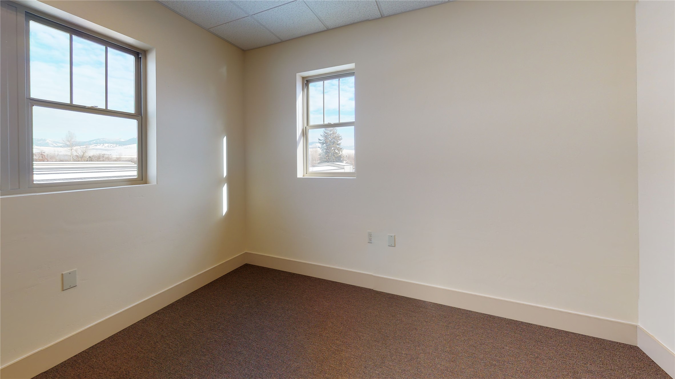 2220 River Road Property Photo 16