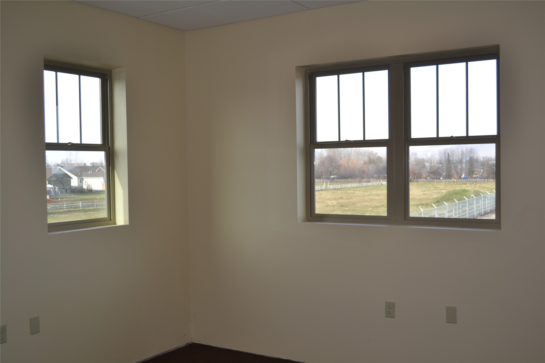 2220 River Road Property Photo 17
