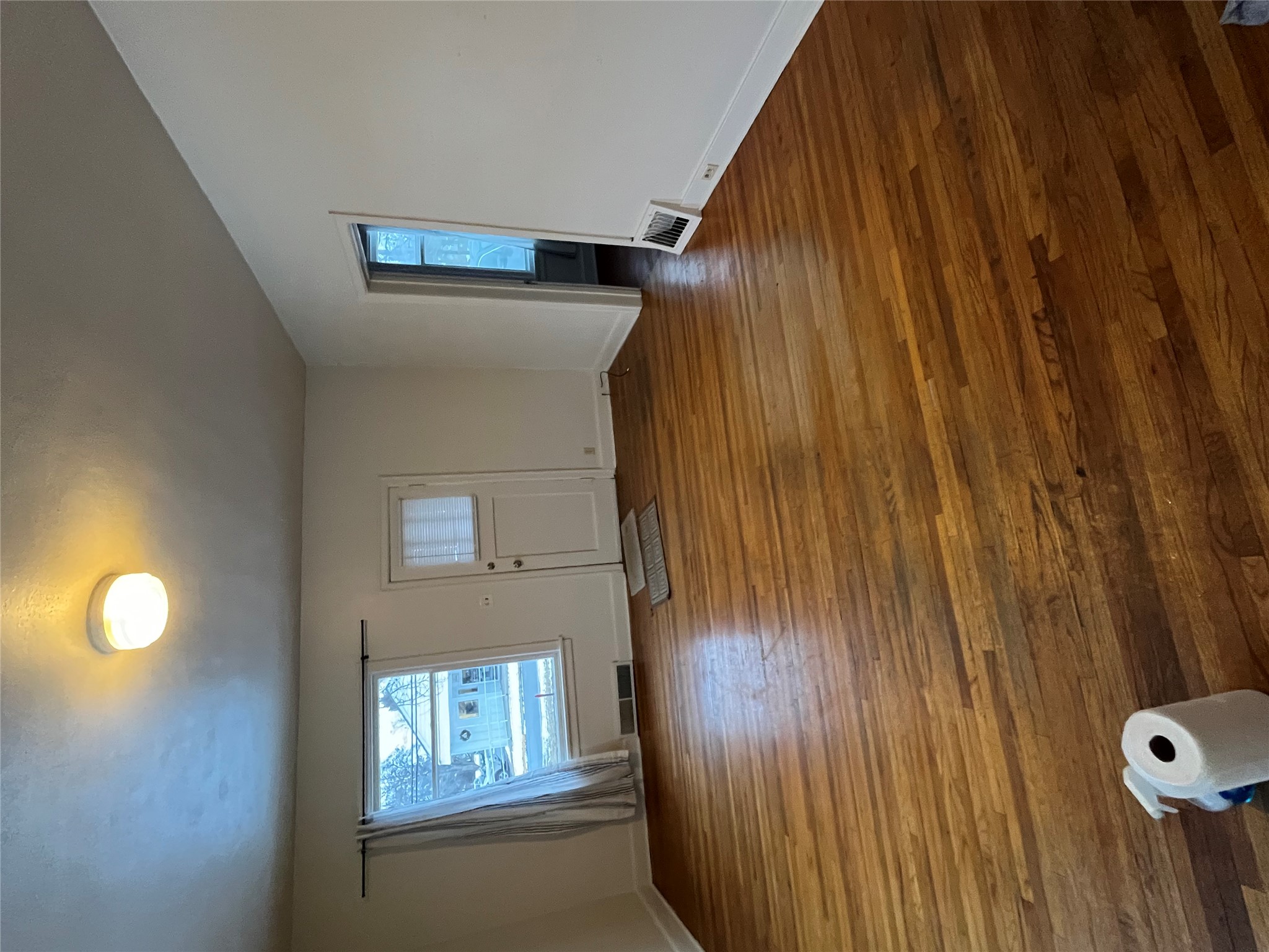 654 E Washington Street East North 1 Property Photo 11