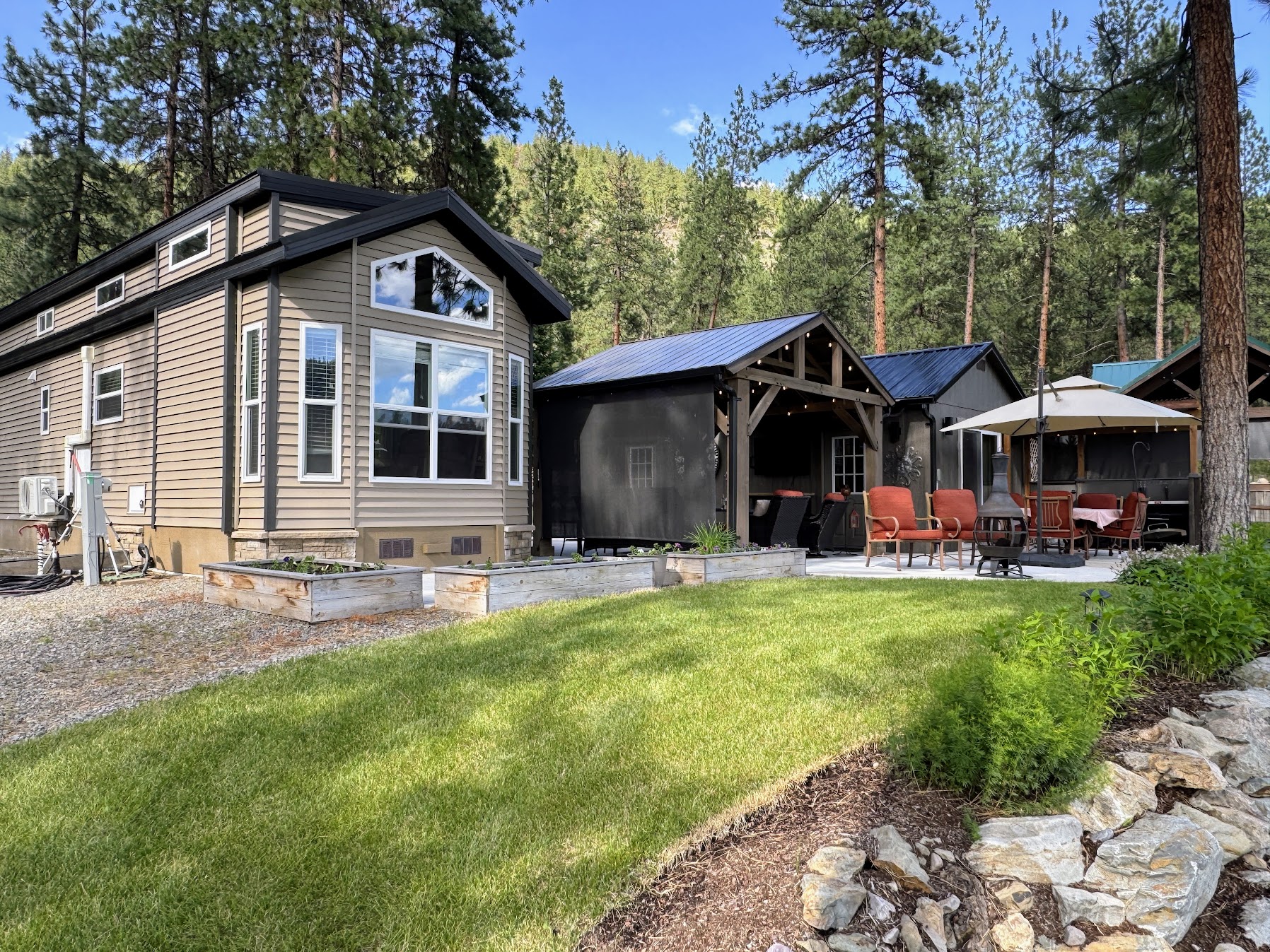 380 Shyrock Loop Property Photo 1
