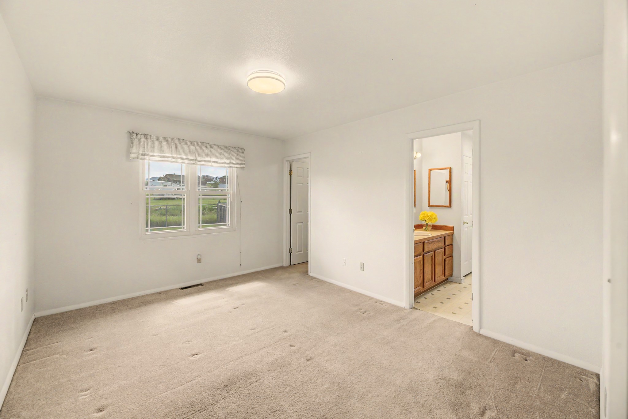 3911 Bullet Drive Property Photo 15