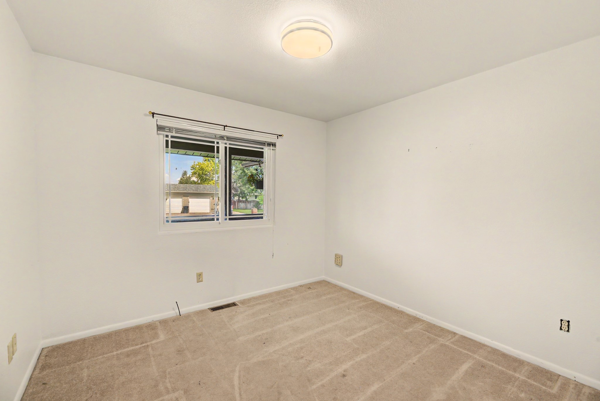 3911 Bullet Drive Property Photo 19