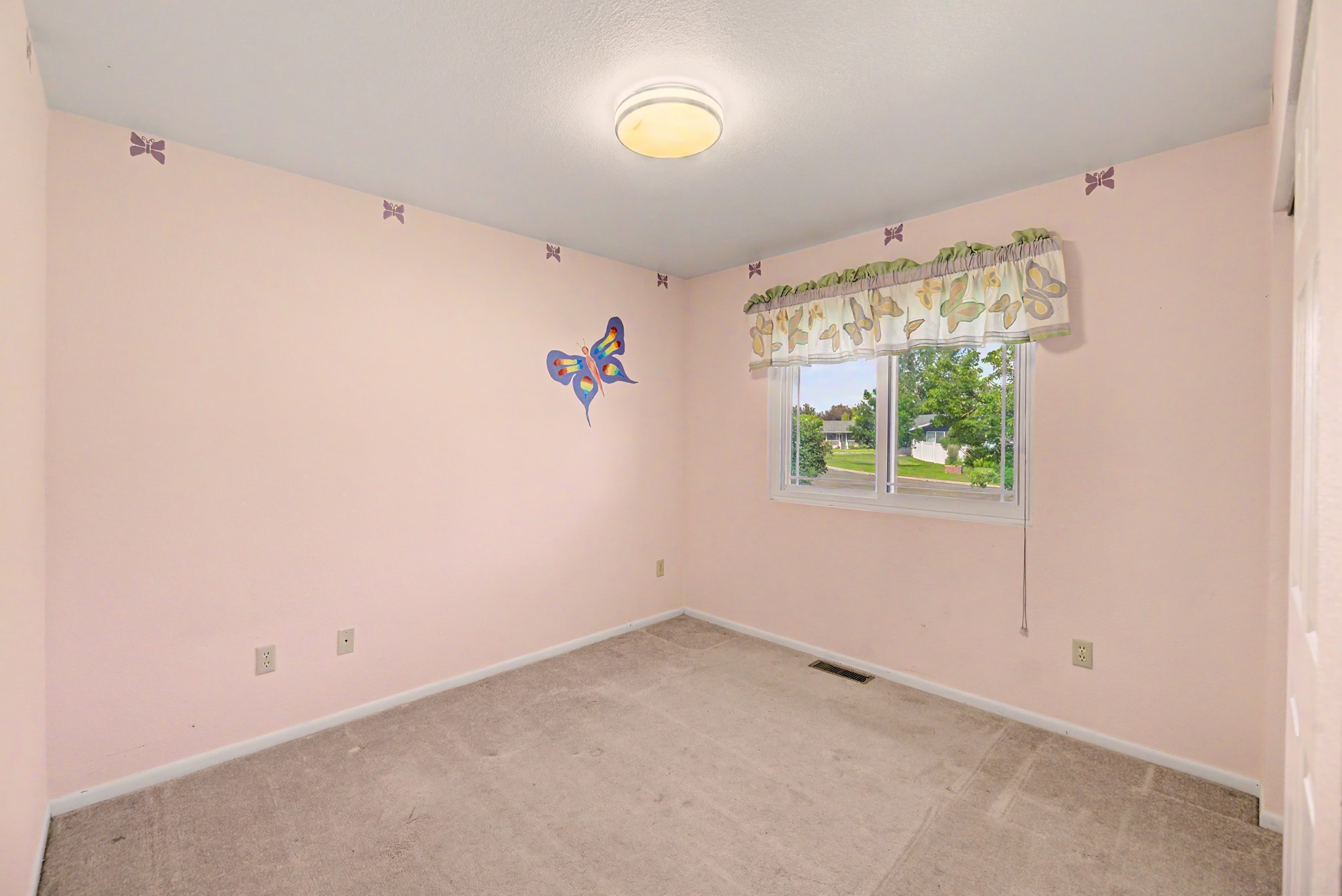 3911 Bullet Drive Property Photo 21