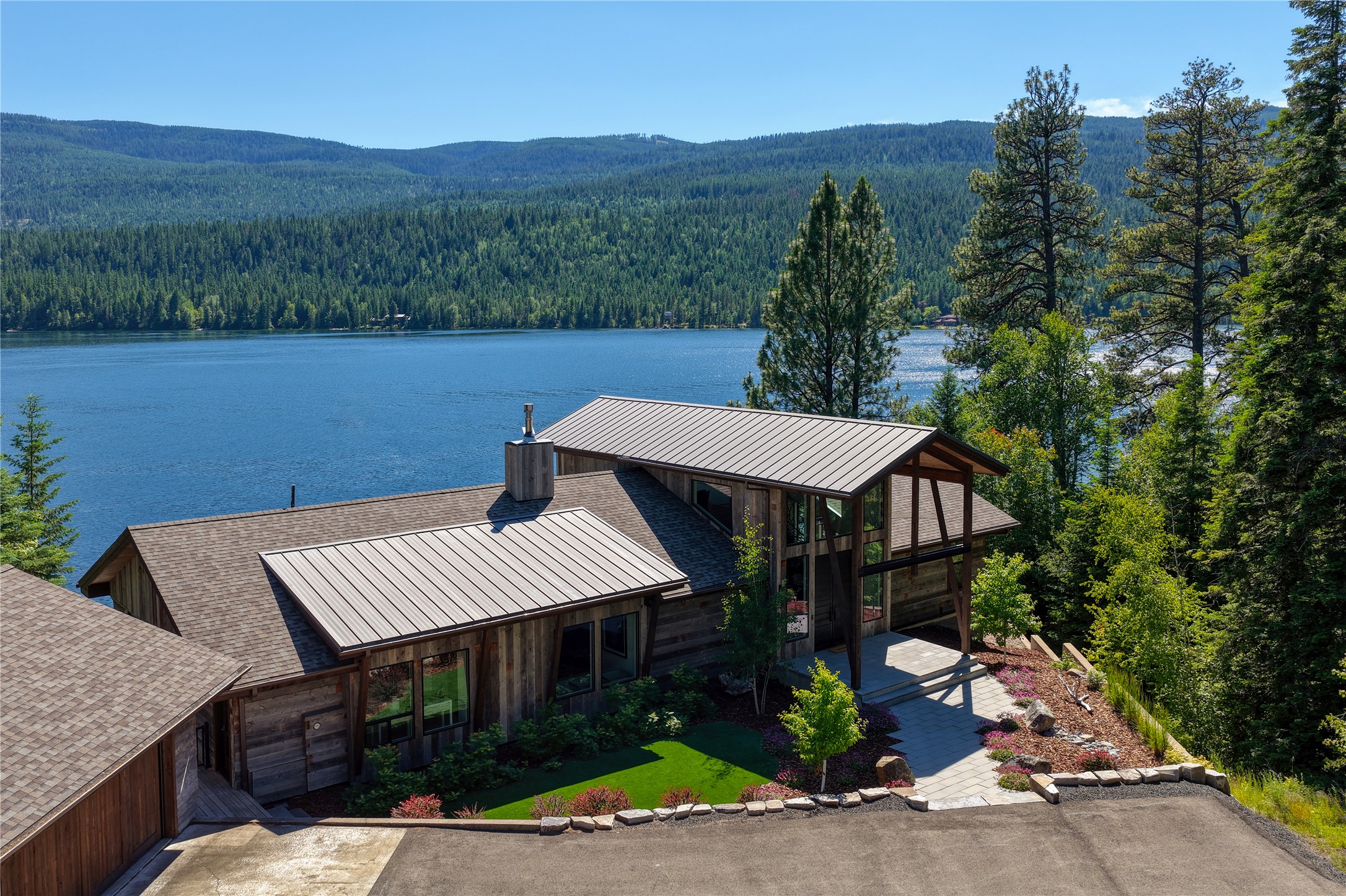 16415 Mt Highway 83 Property Photo 2