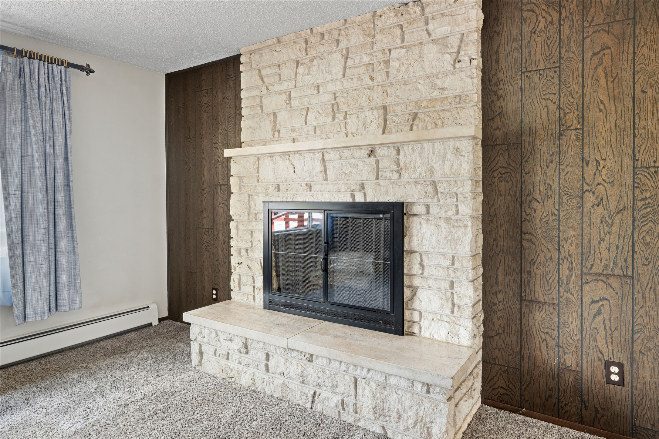 423 Linden Street Property Photo 7