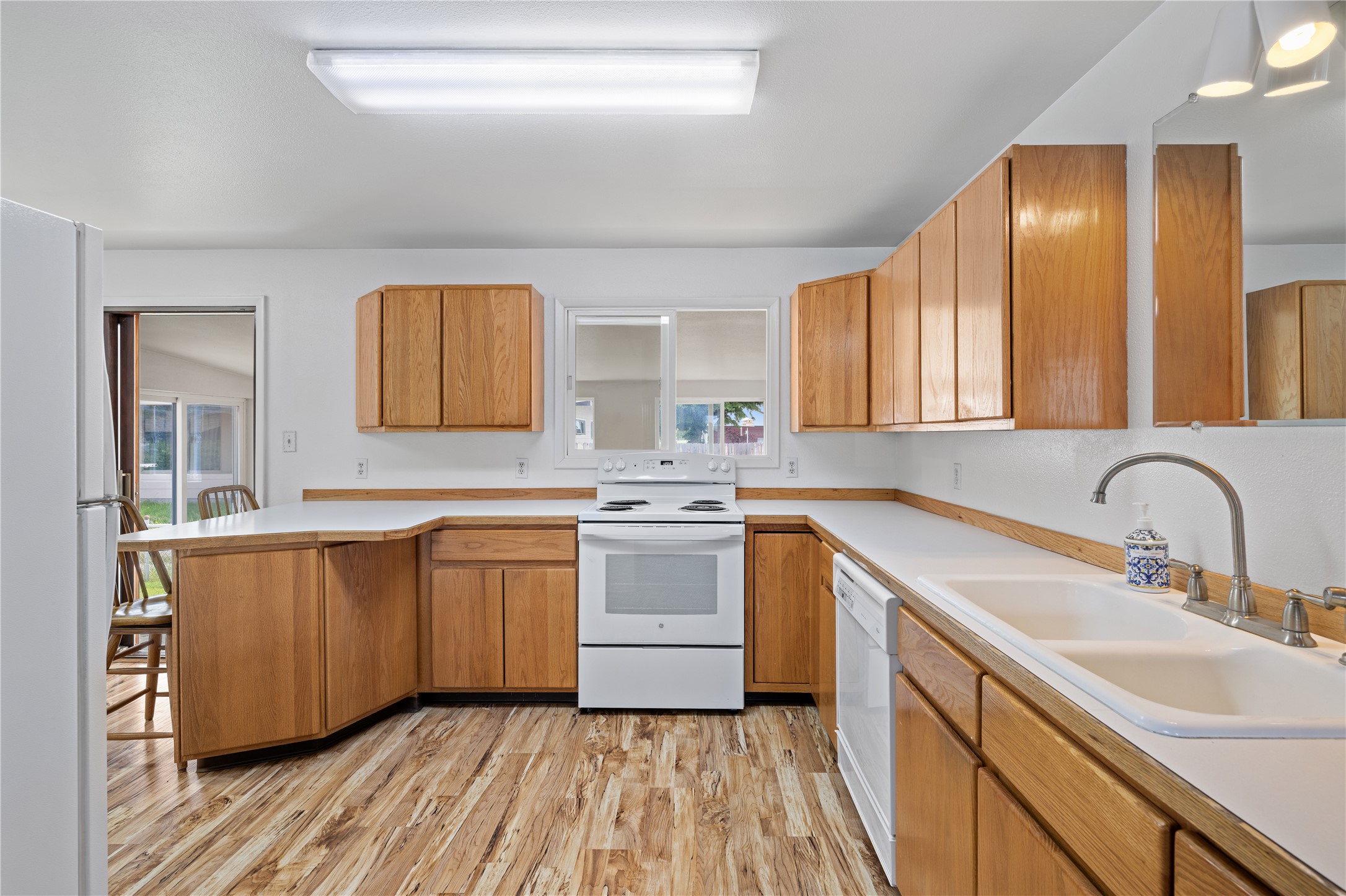 423 Linden Street Property Photo 12