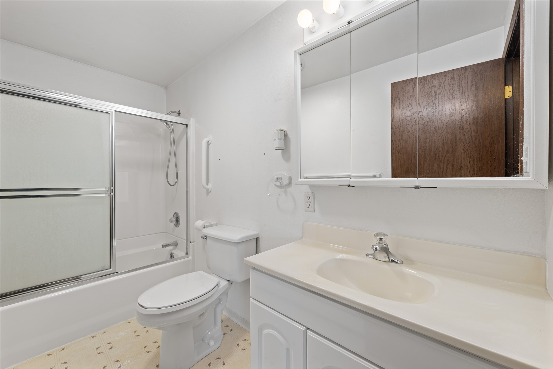 423 Linden Street Property Photo 18
