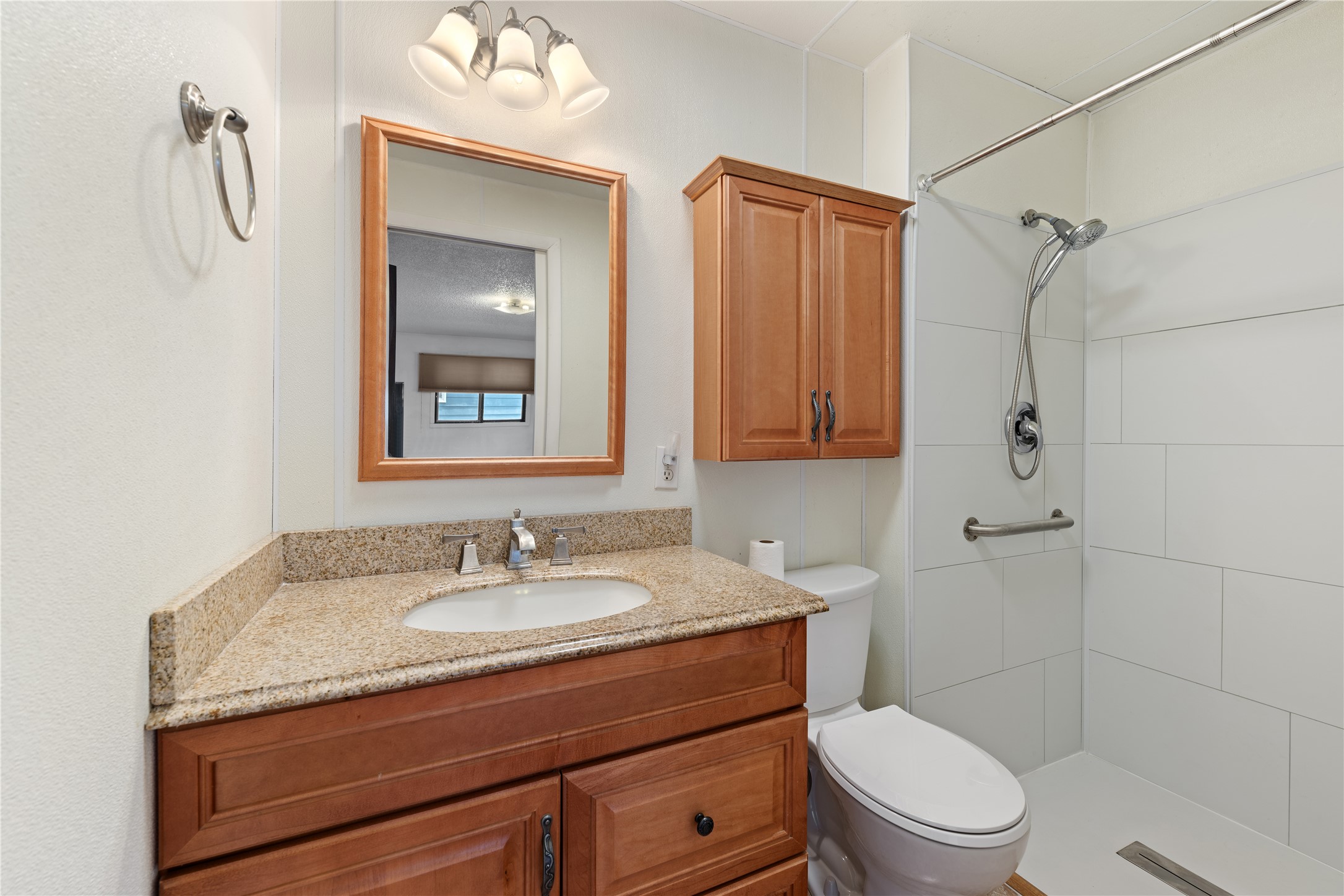 423 Linden Street Property Photo 25