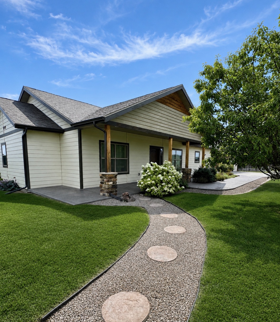 7590 Kingpost Loop Property Photo 1