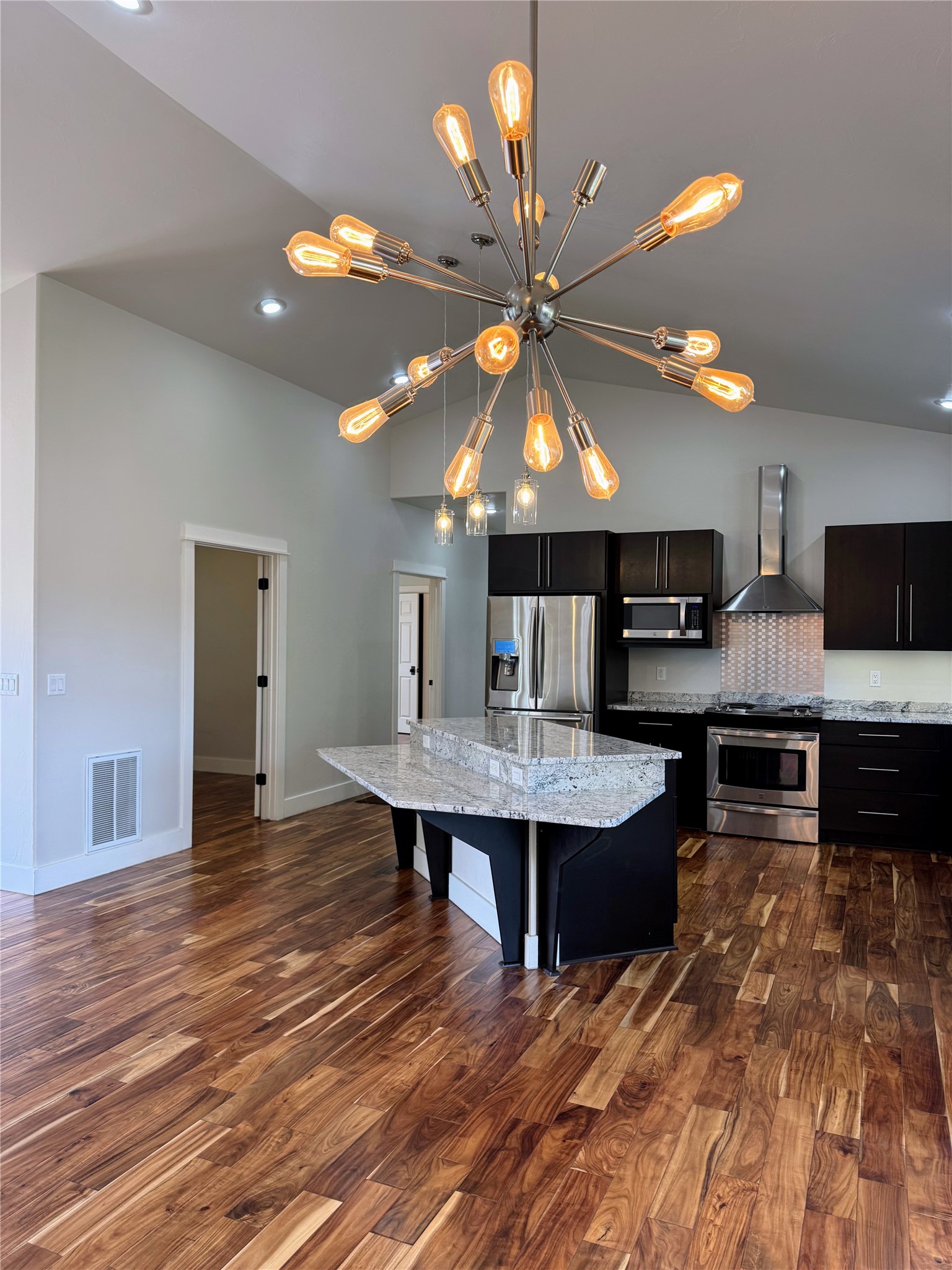 7590 Kingpost Loop Property Photo 12