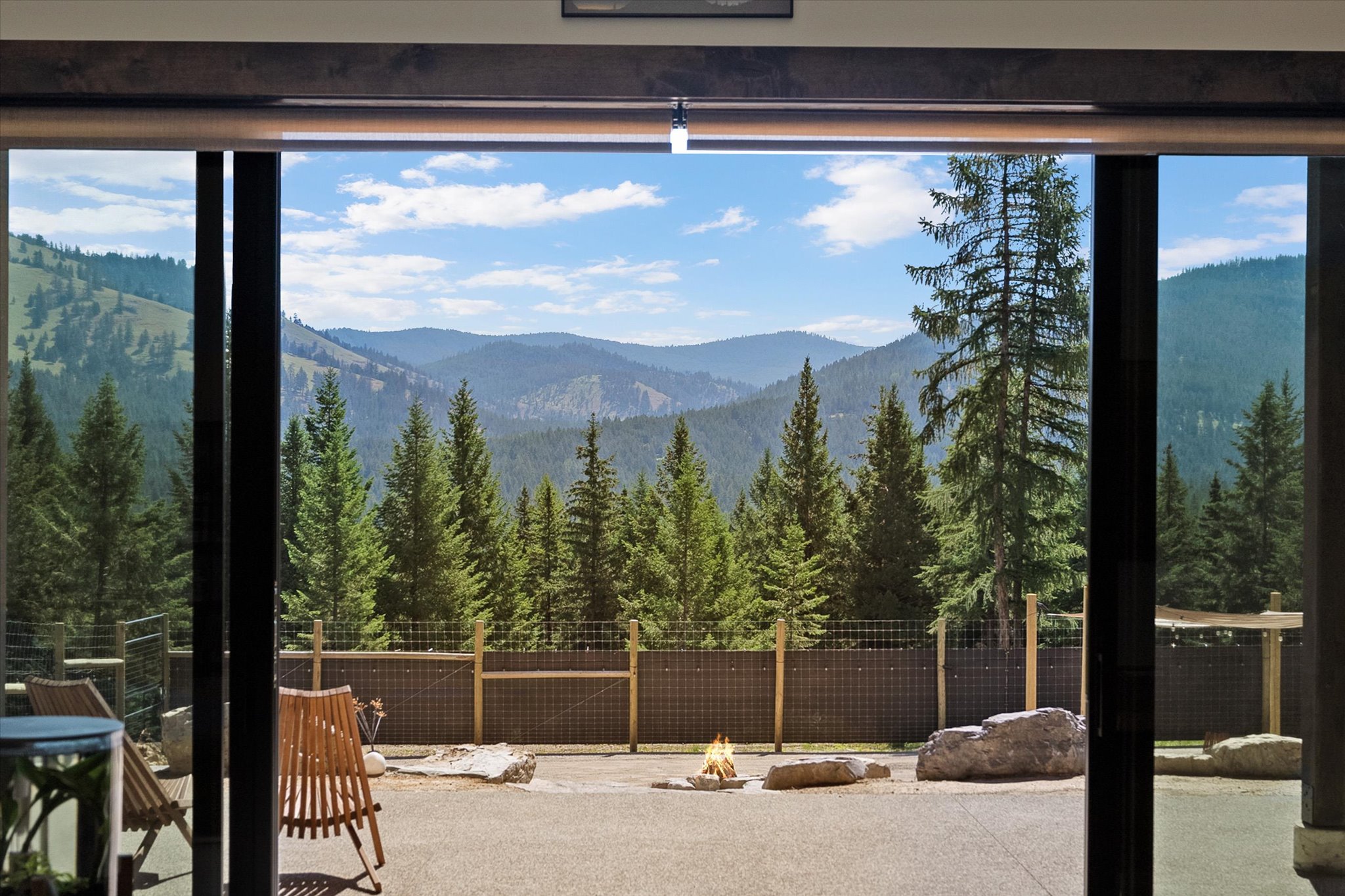 233 Wild Bill Trail Property Photo 1