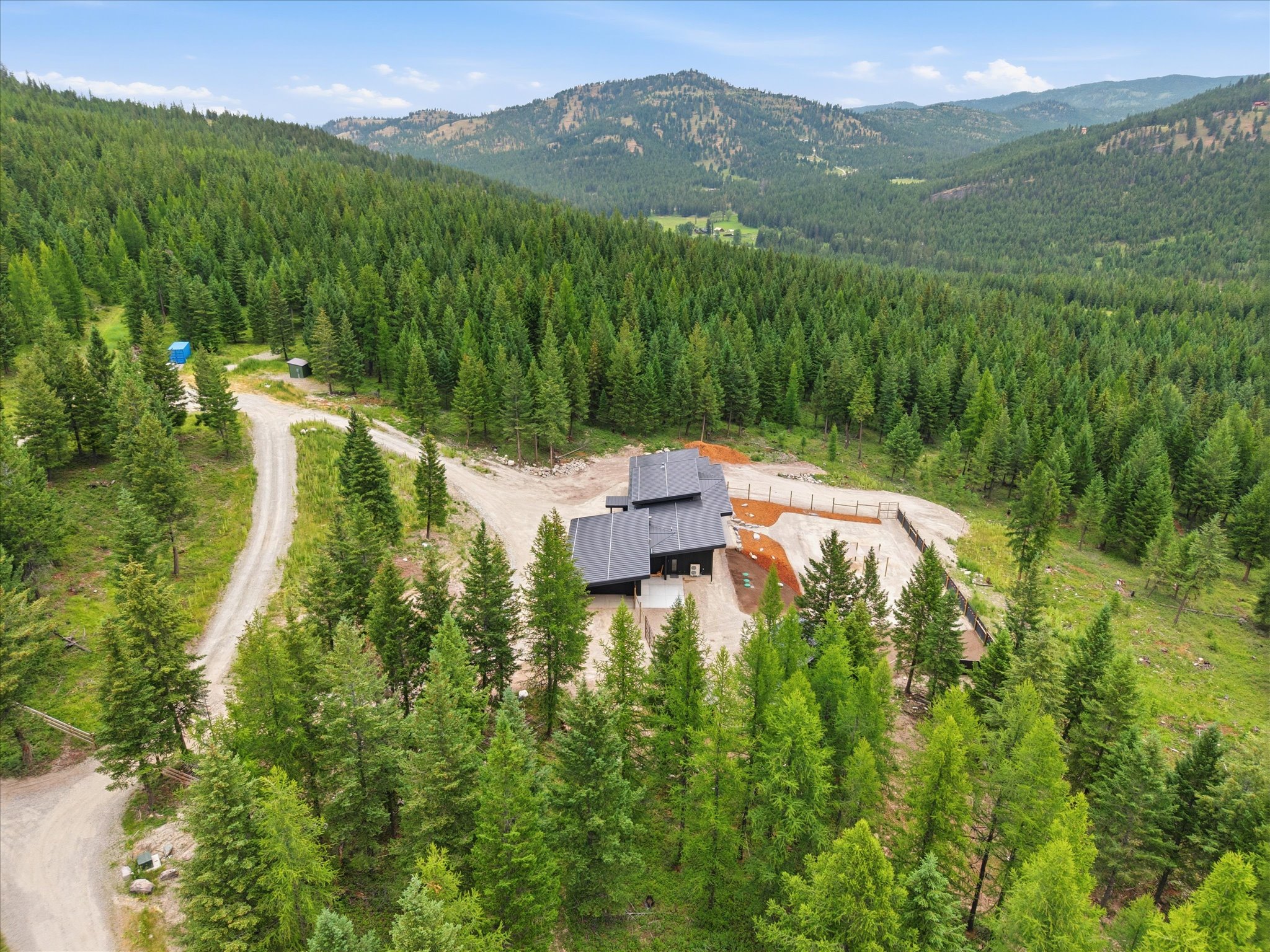 233 Wild Bill Trail Property Photo 53