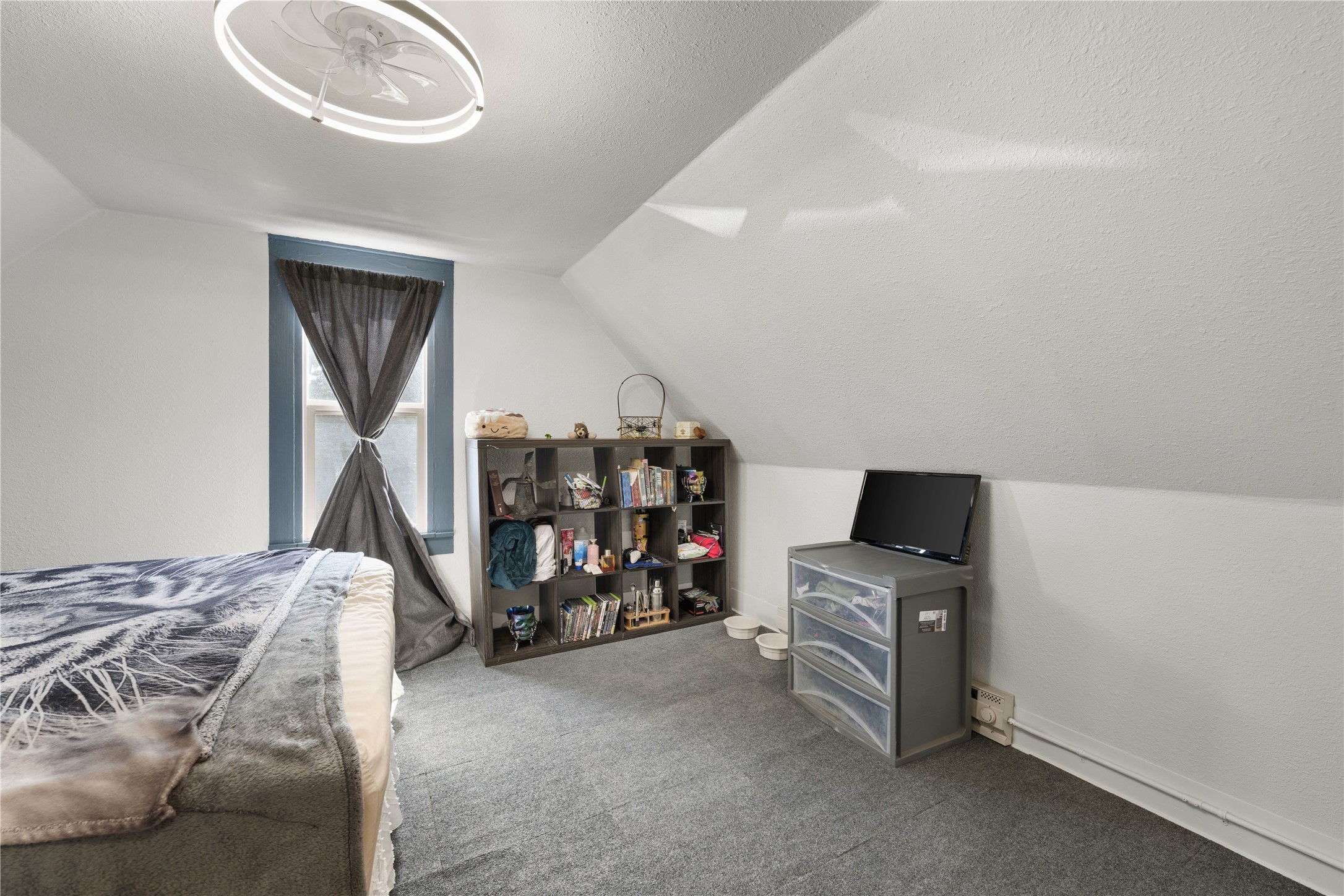 514 Locust Street Property Photo 17