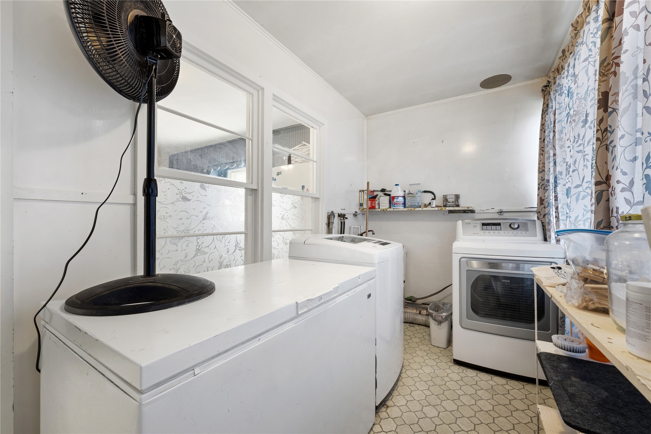 514 Locust Street Property Photo 26