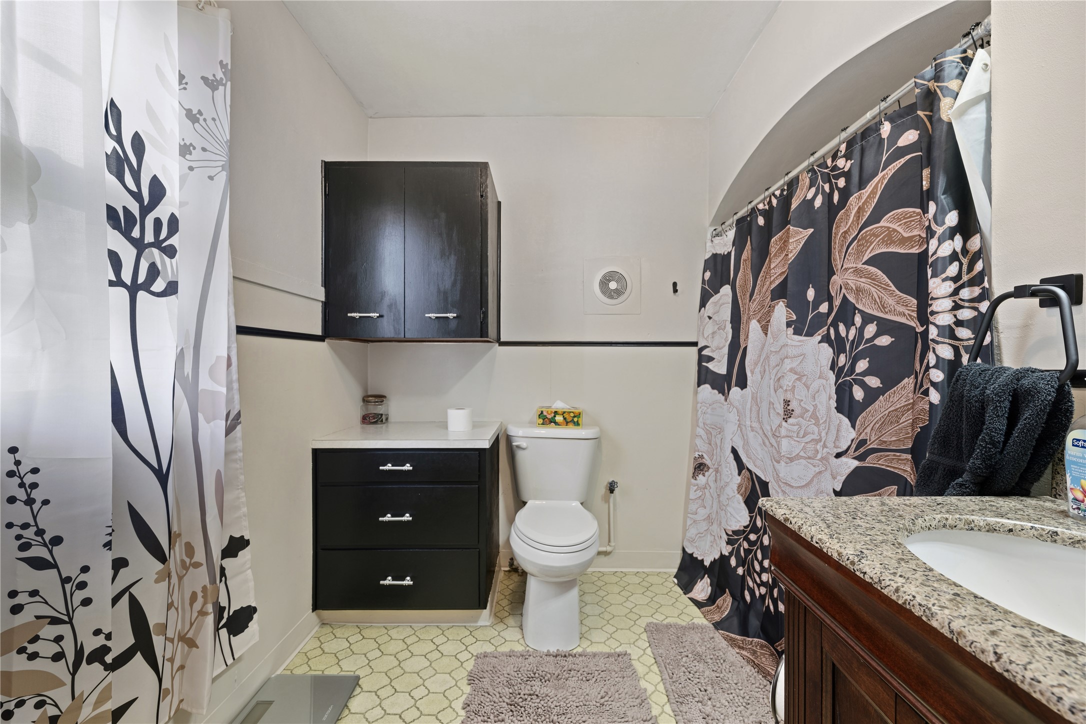 514 Locust Street Property Photo 29