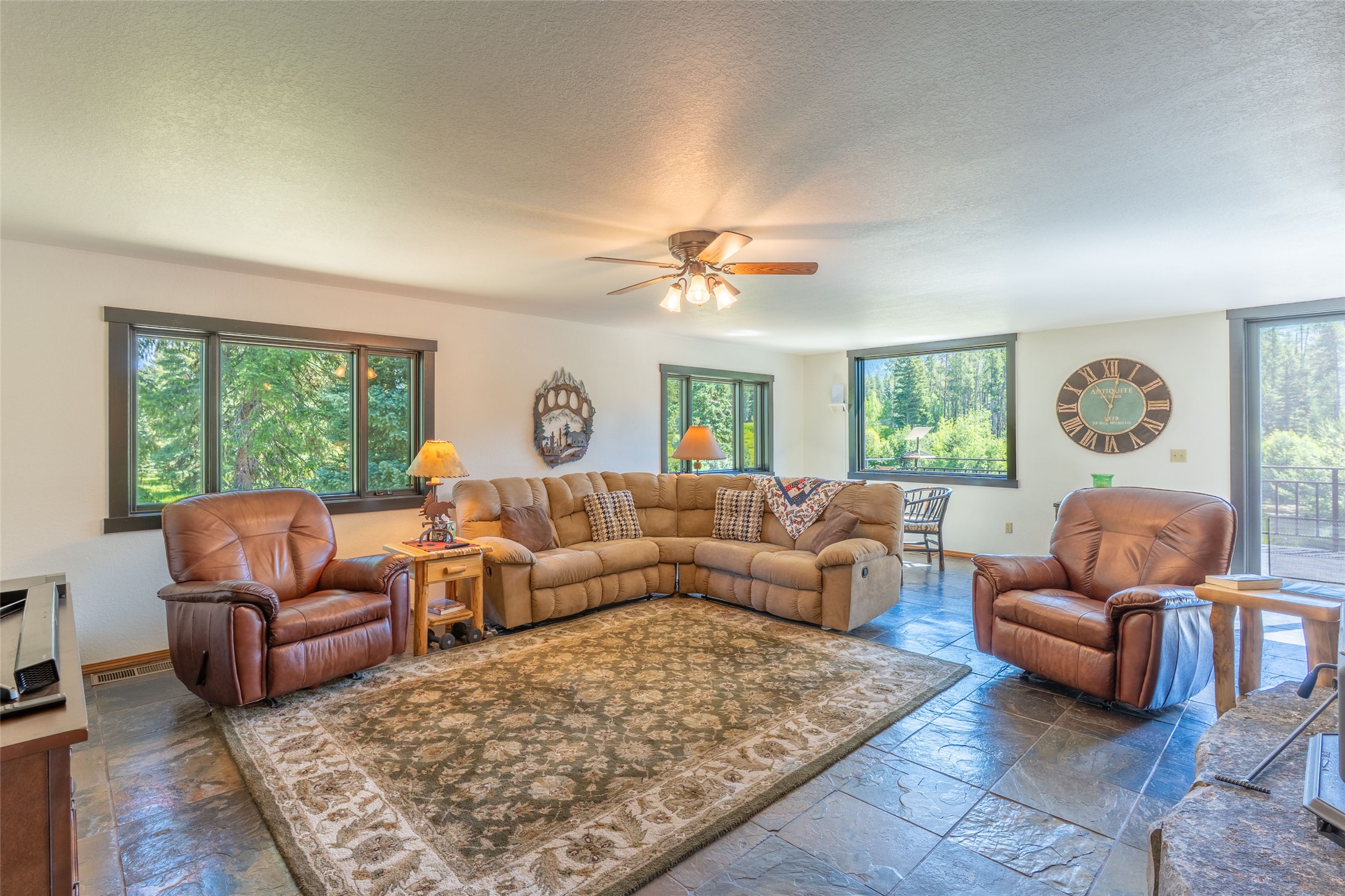 1054 Rumble Creek Road Property Photo 27