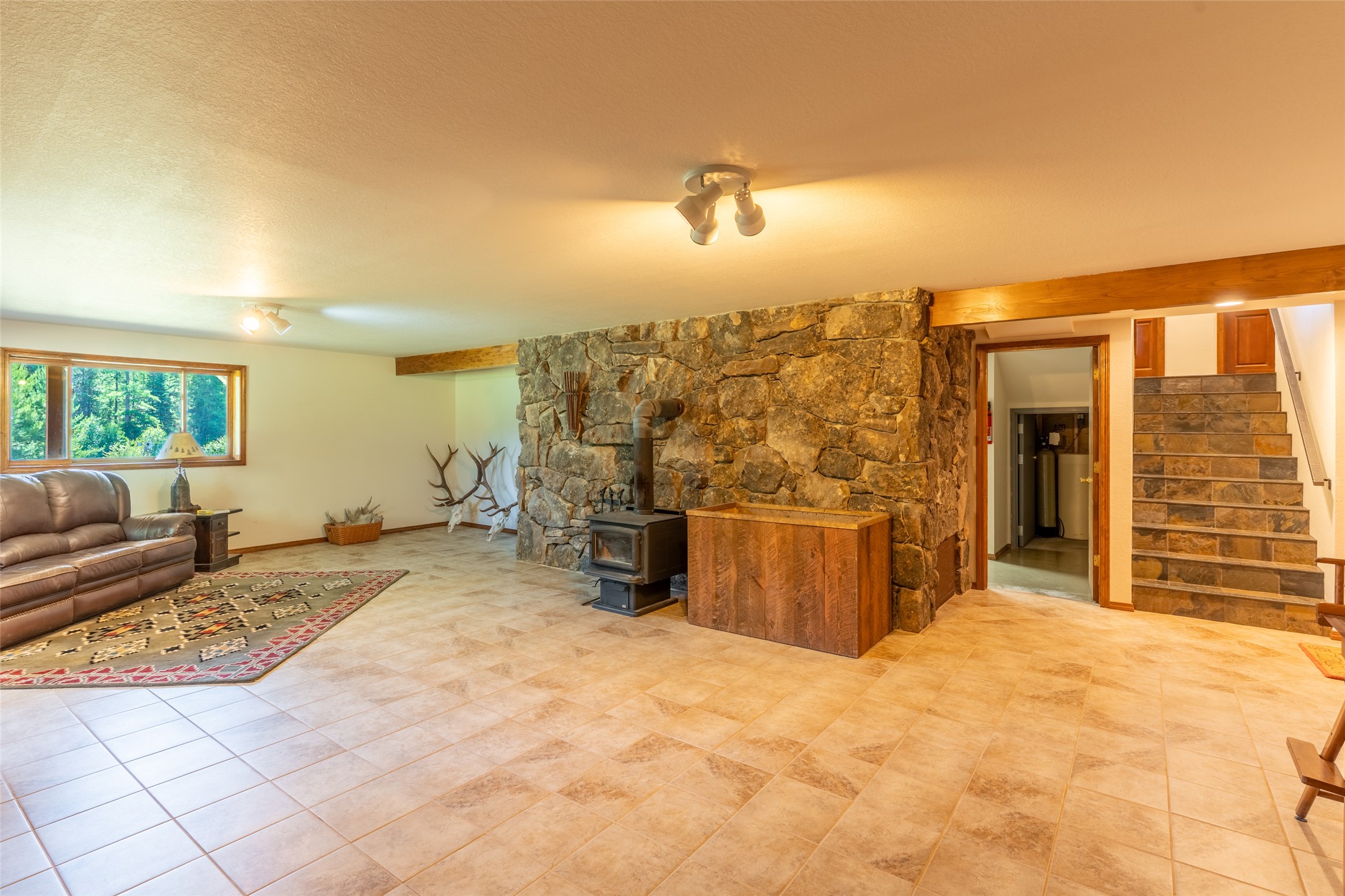 1054 Rumble Creek Road Property Photo 40