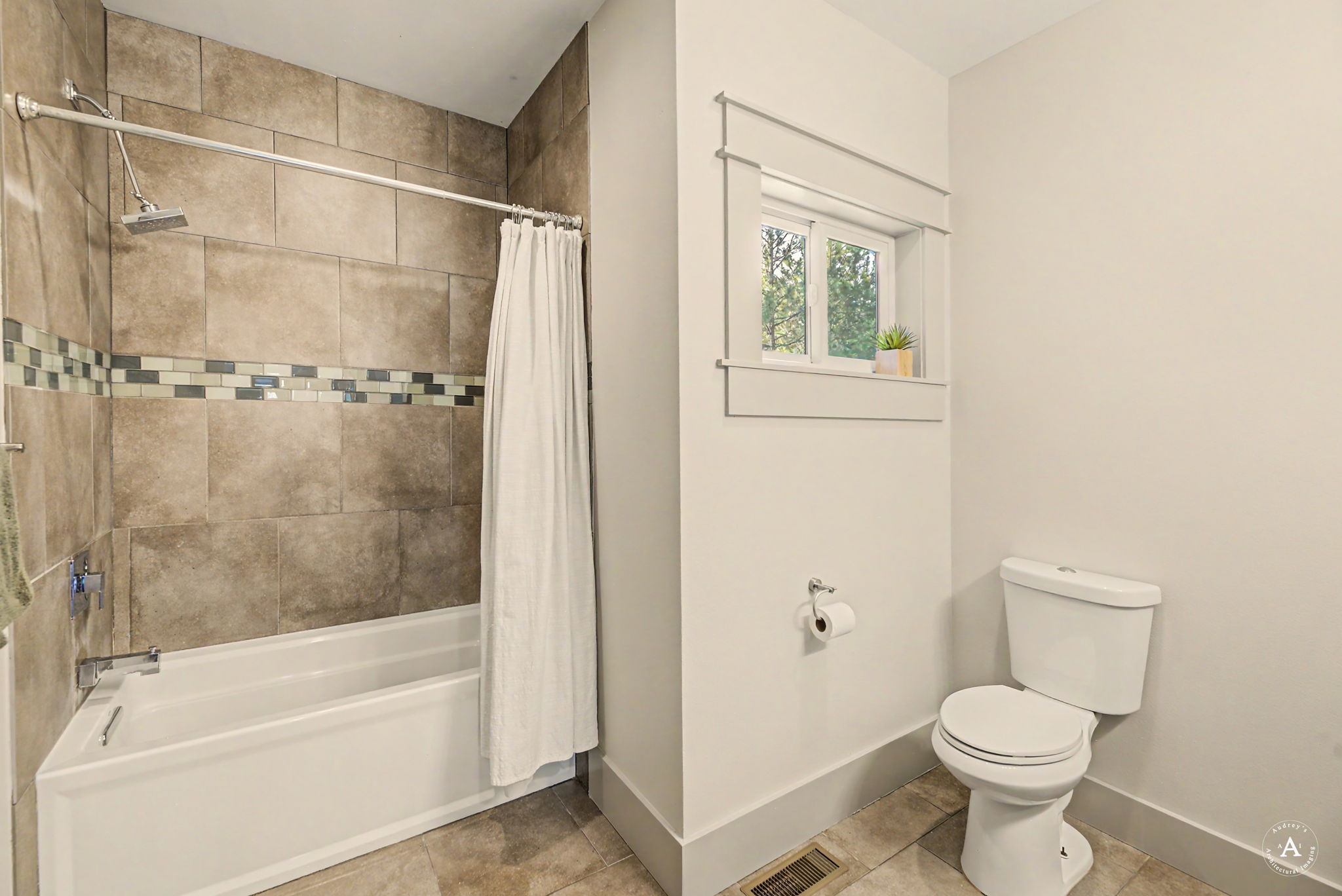 8 High View Road Property Photo 39