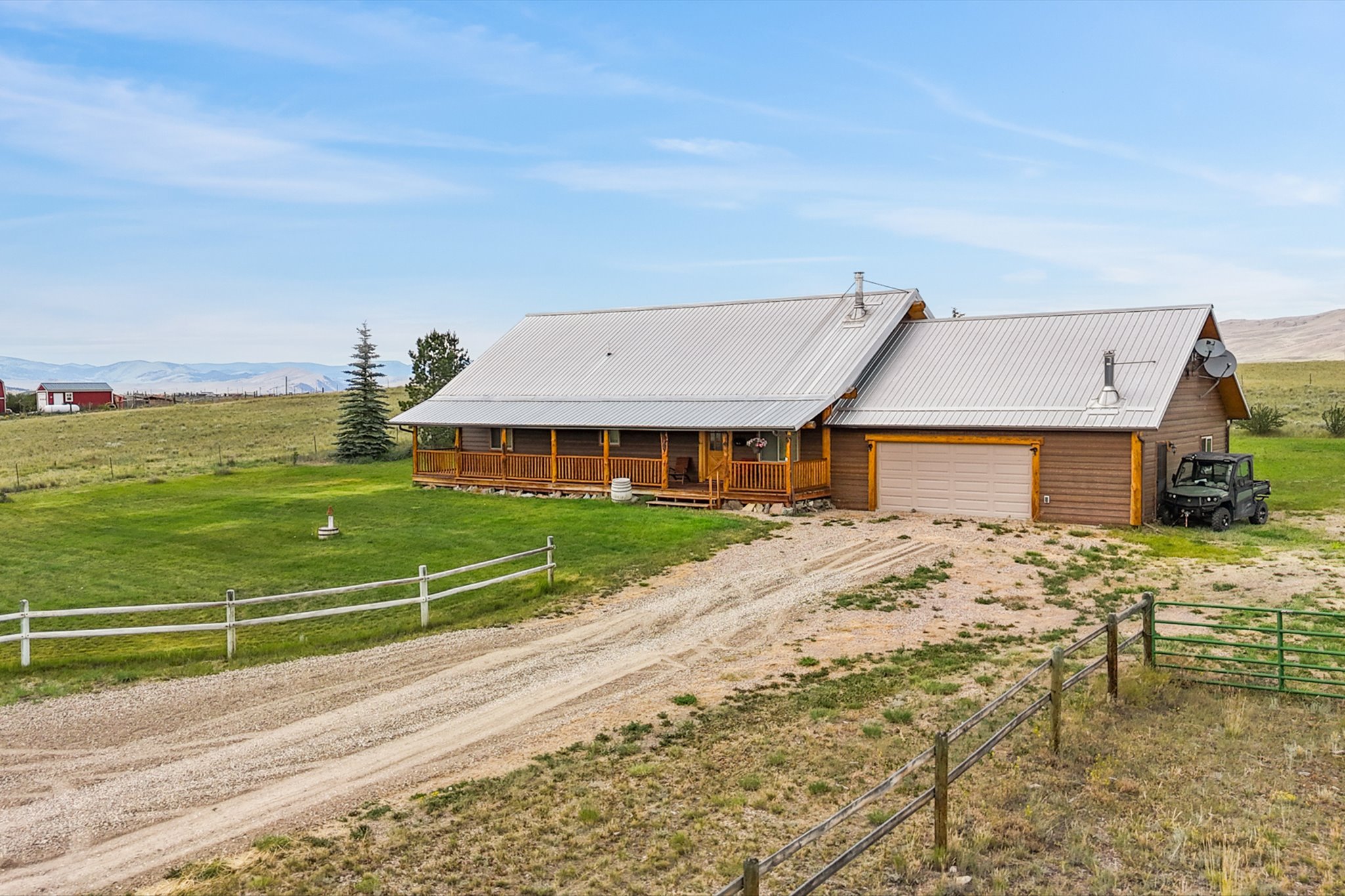 5824 Racehorse Loop Property Photo 3