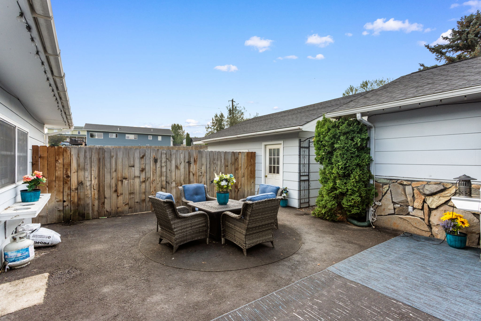 39525 Lakeview Drive Property Photo 13