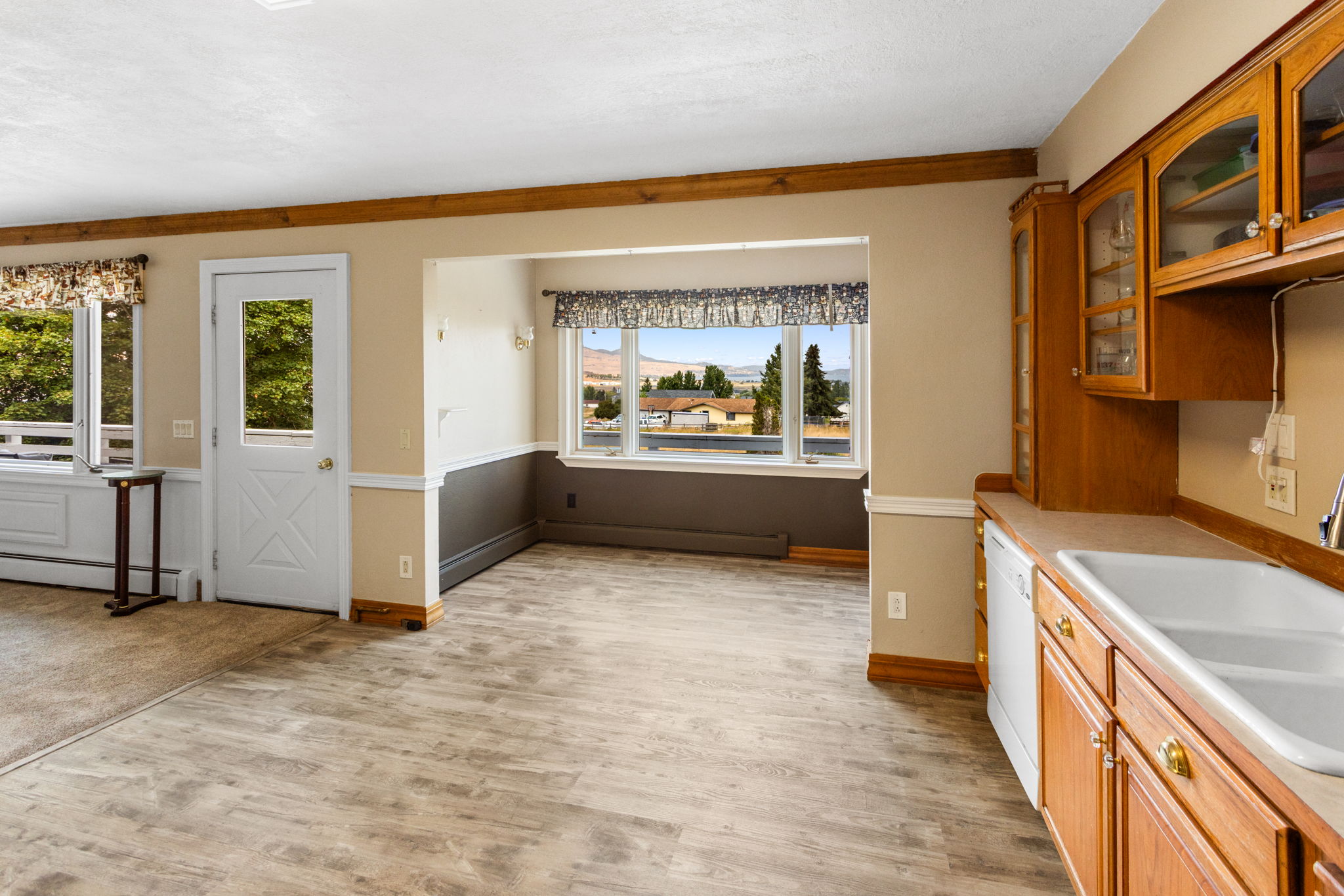 39525 Lakeview Drive Property Photo 19