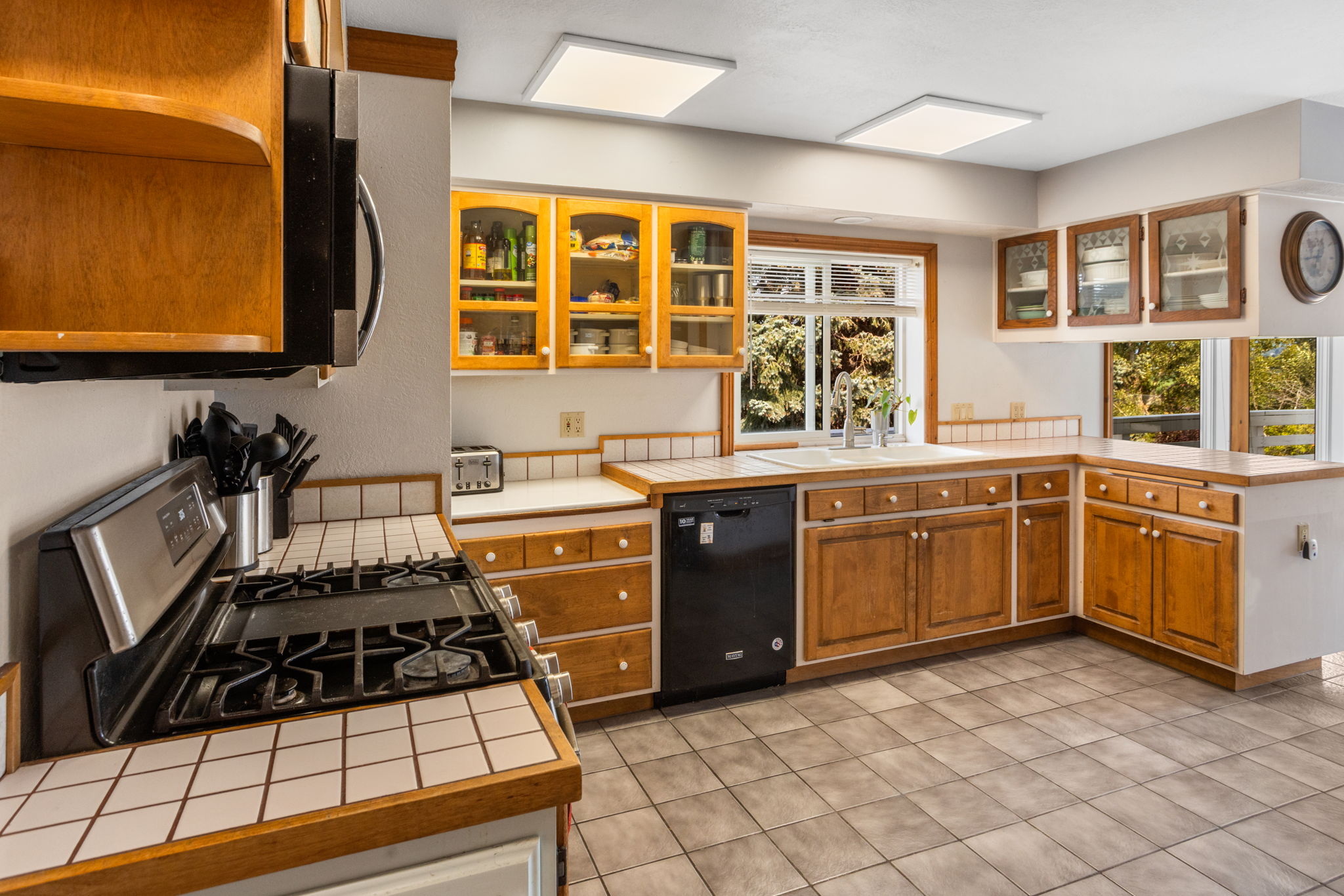 39525 Lakeview Drive Property Photo 38