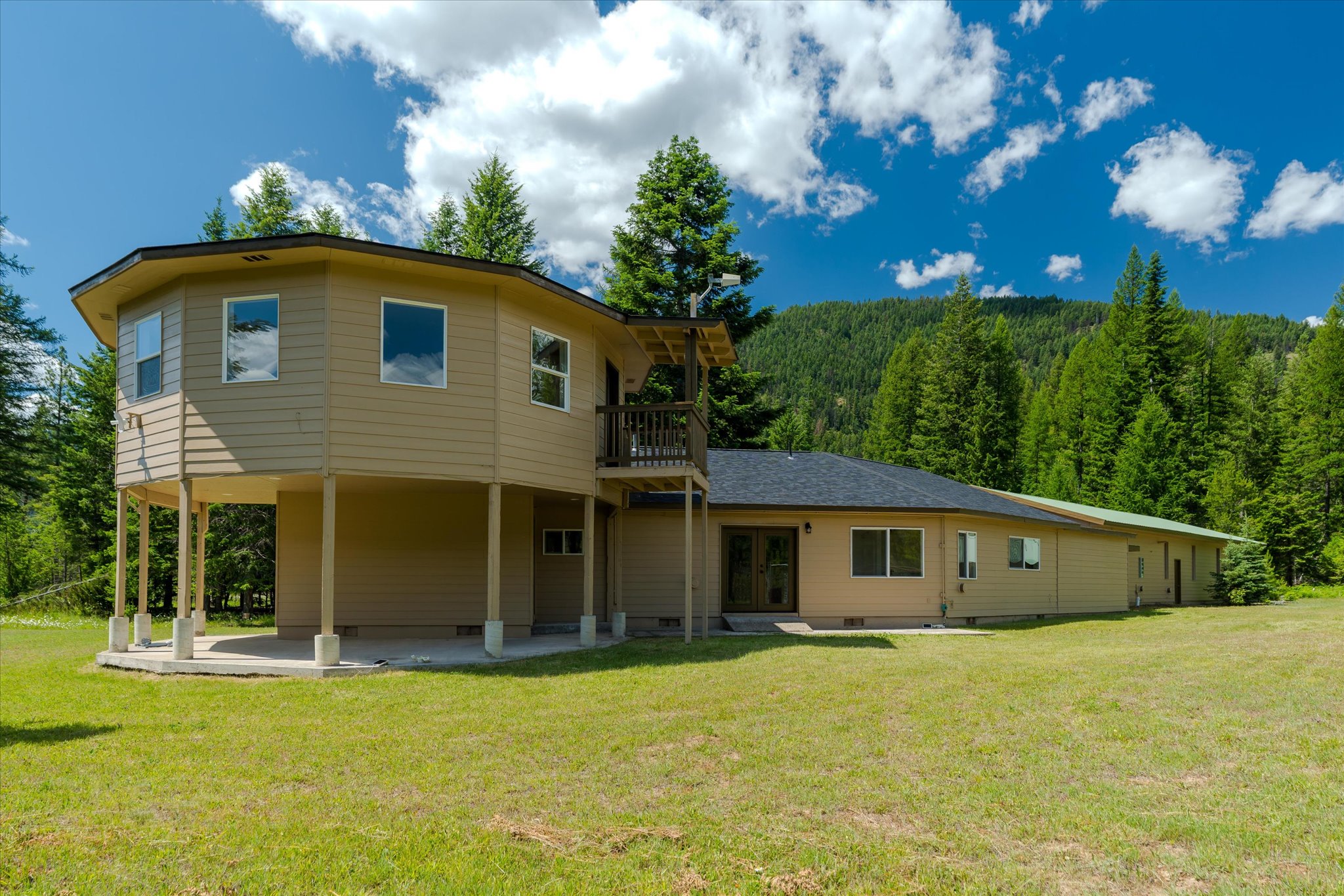 439 Dasios Road Property Photo 4
