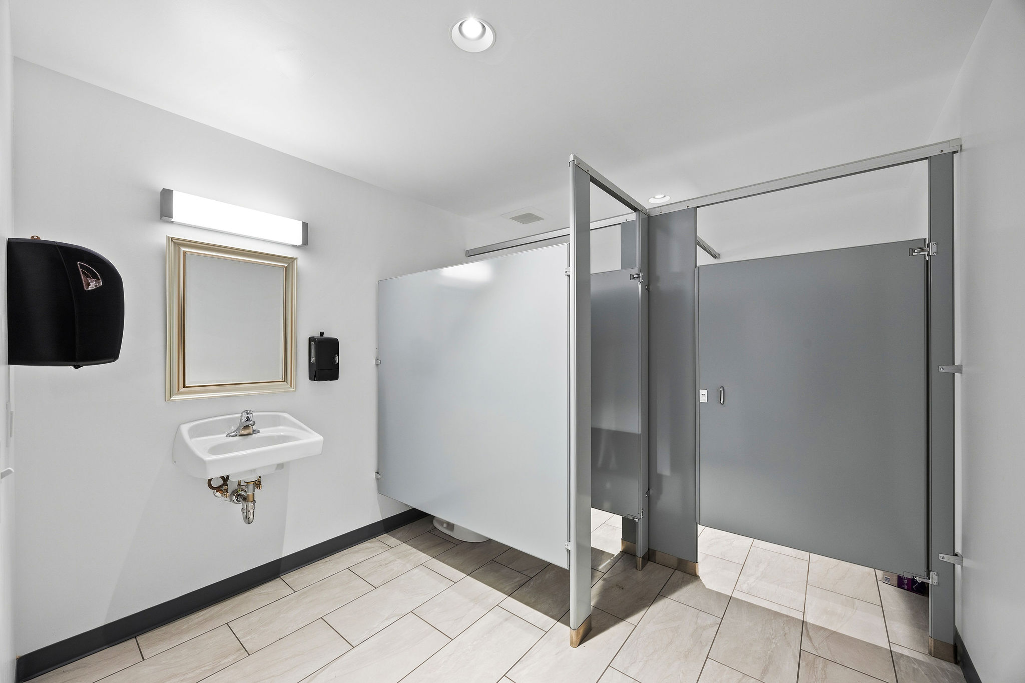 150 Hill Road Property Photo 28