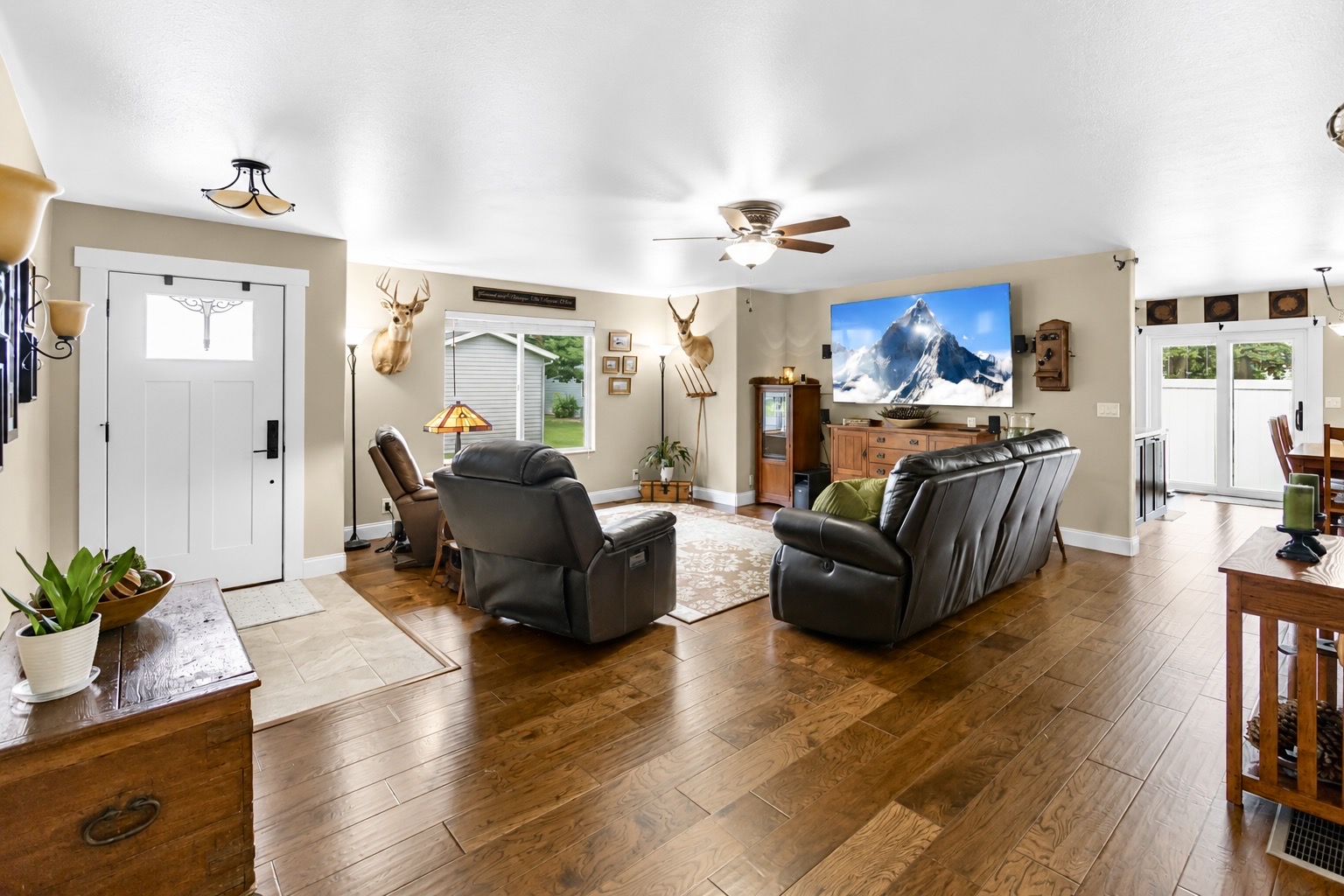 132 Sunburst Court Property Photo 5