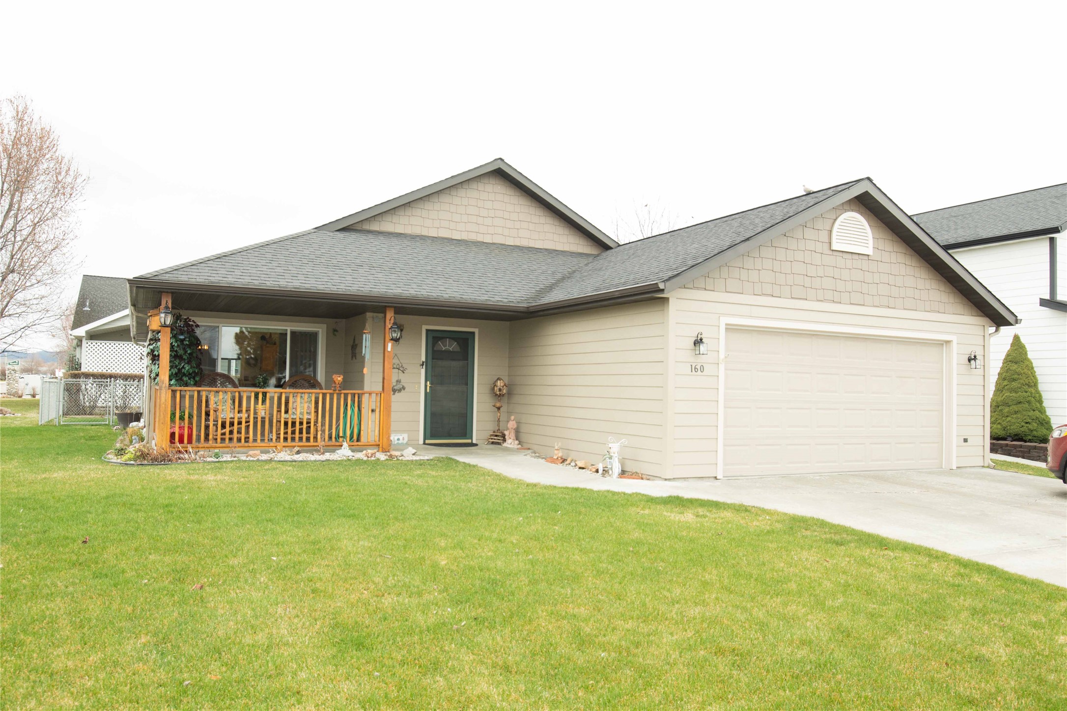 160 Meadow Drive Property Photo 1