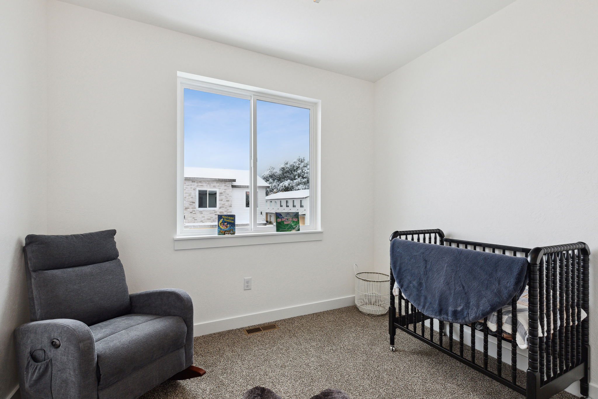 221 Fairgrounds Road Property Photo 44
