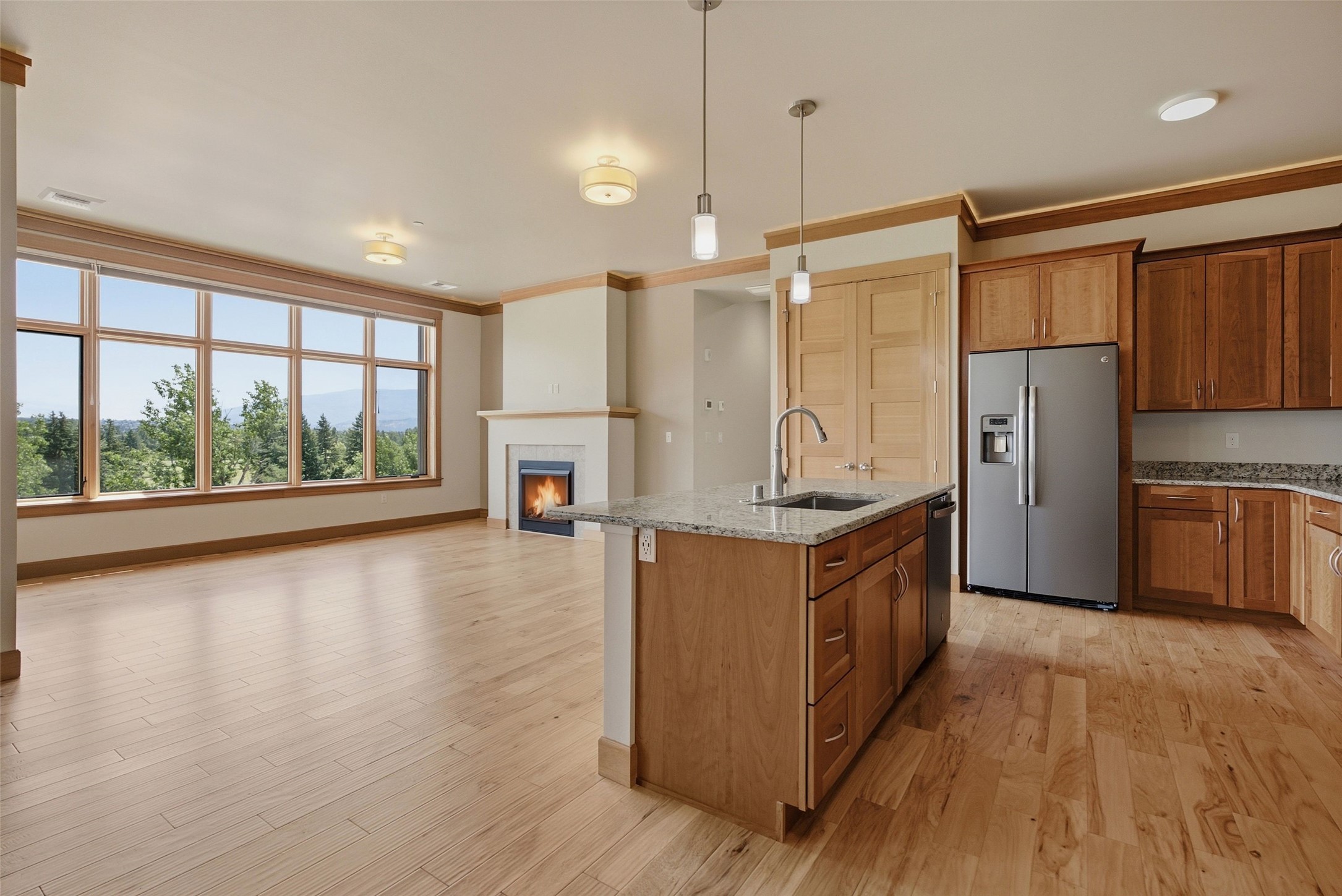 2625 Dearborn Avenue 406 Property Photo 1