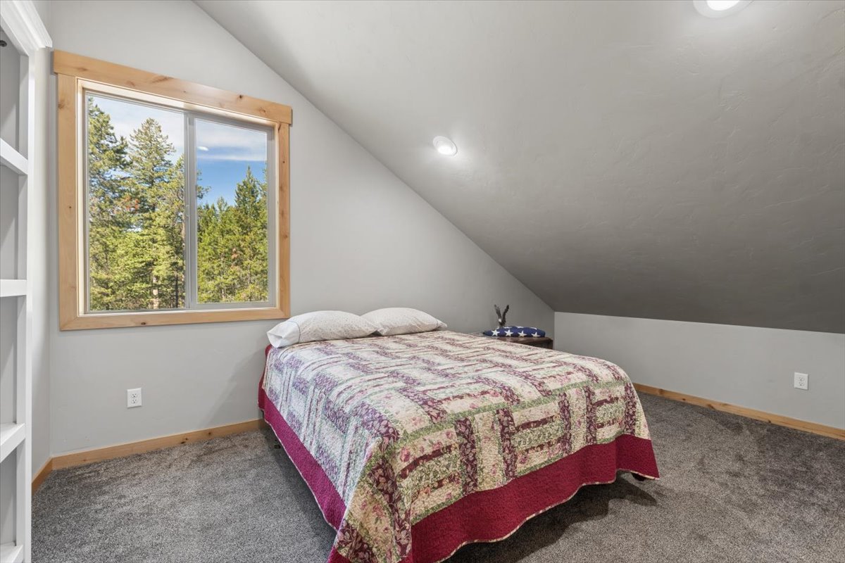 187 Bear Cat Trail Property Photo 22