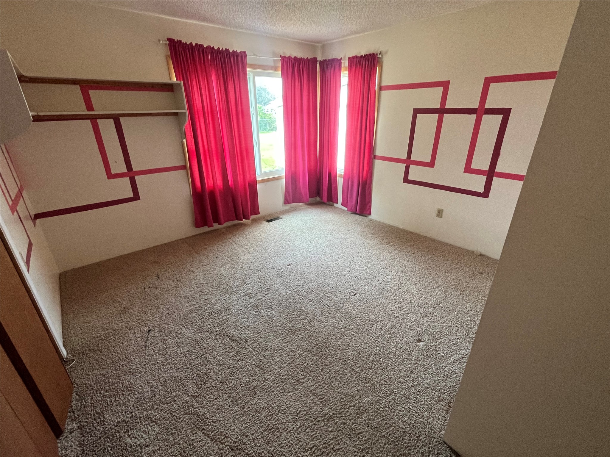 822 Second Street Property Photo 4