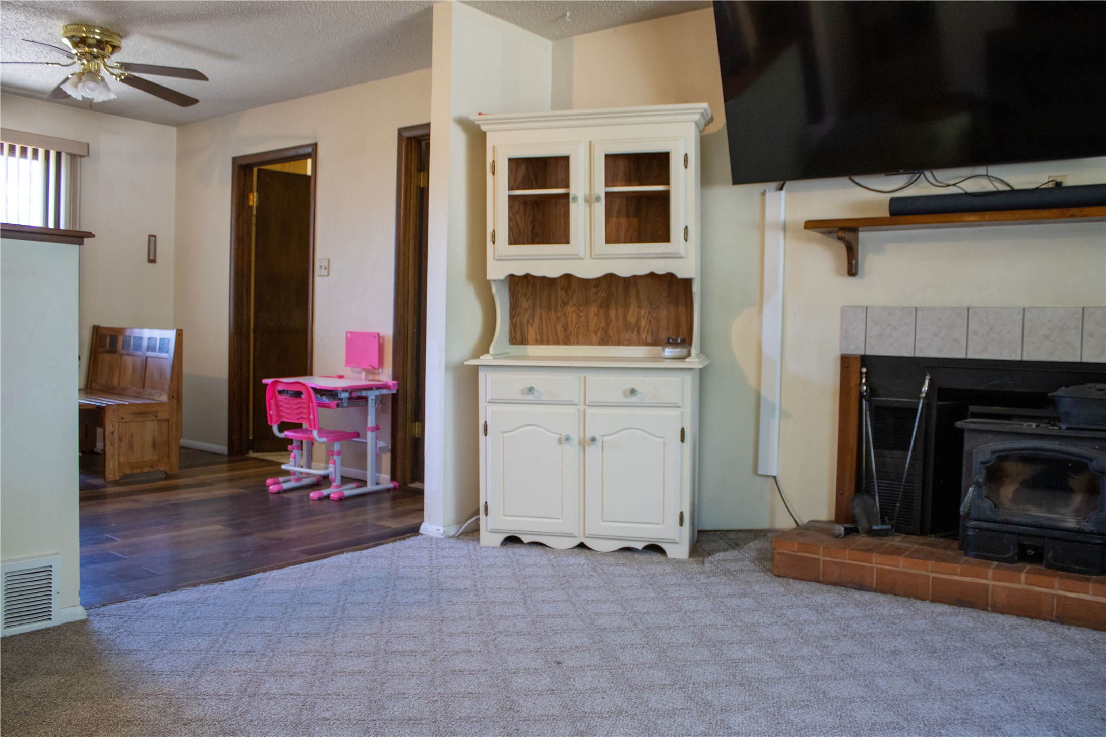 313 N Cherry Street Property Photo 8