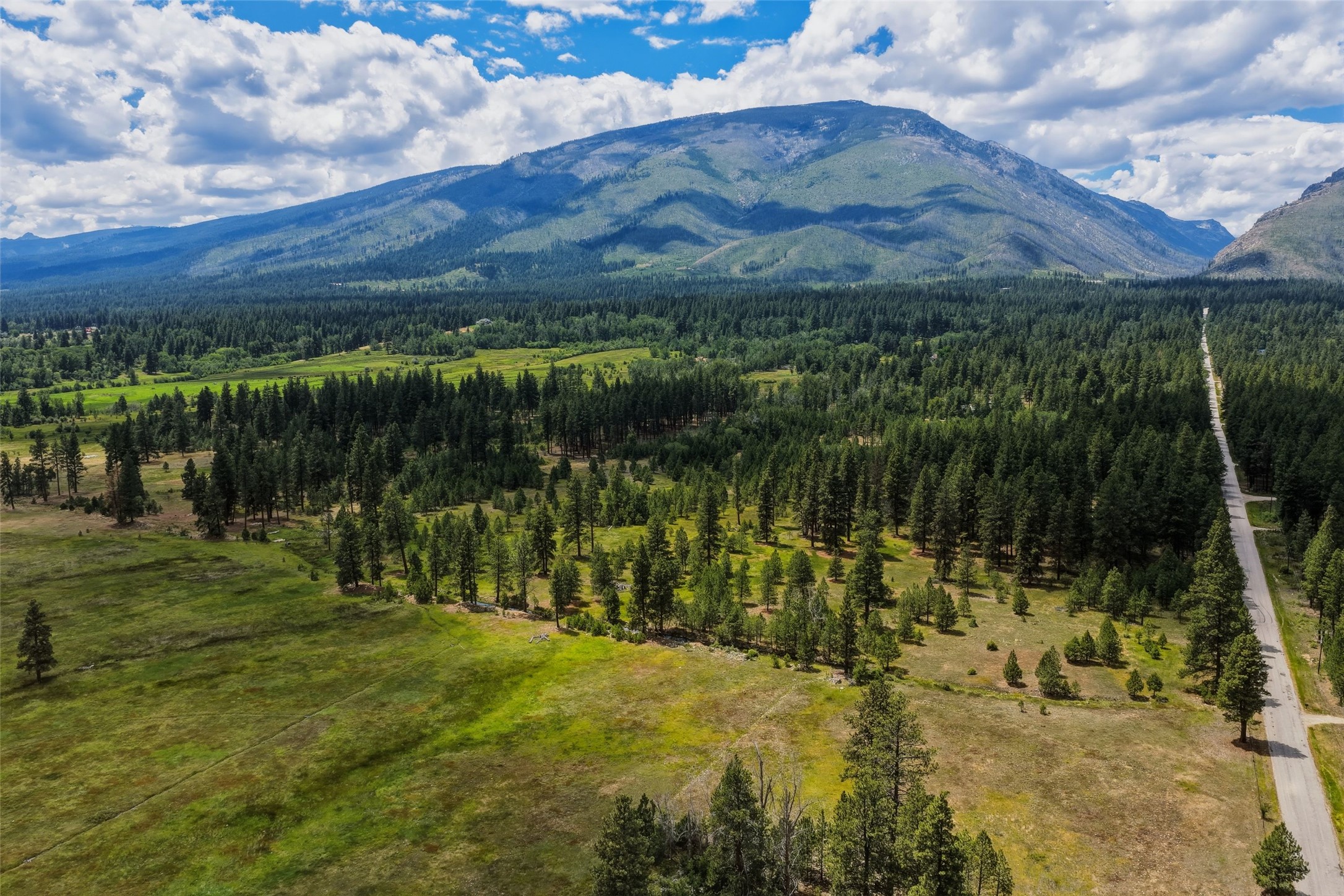 977 Us Highway 93 S Property Photo 14