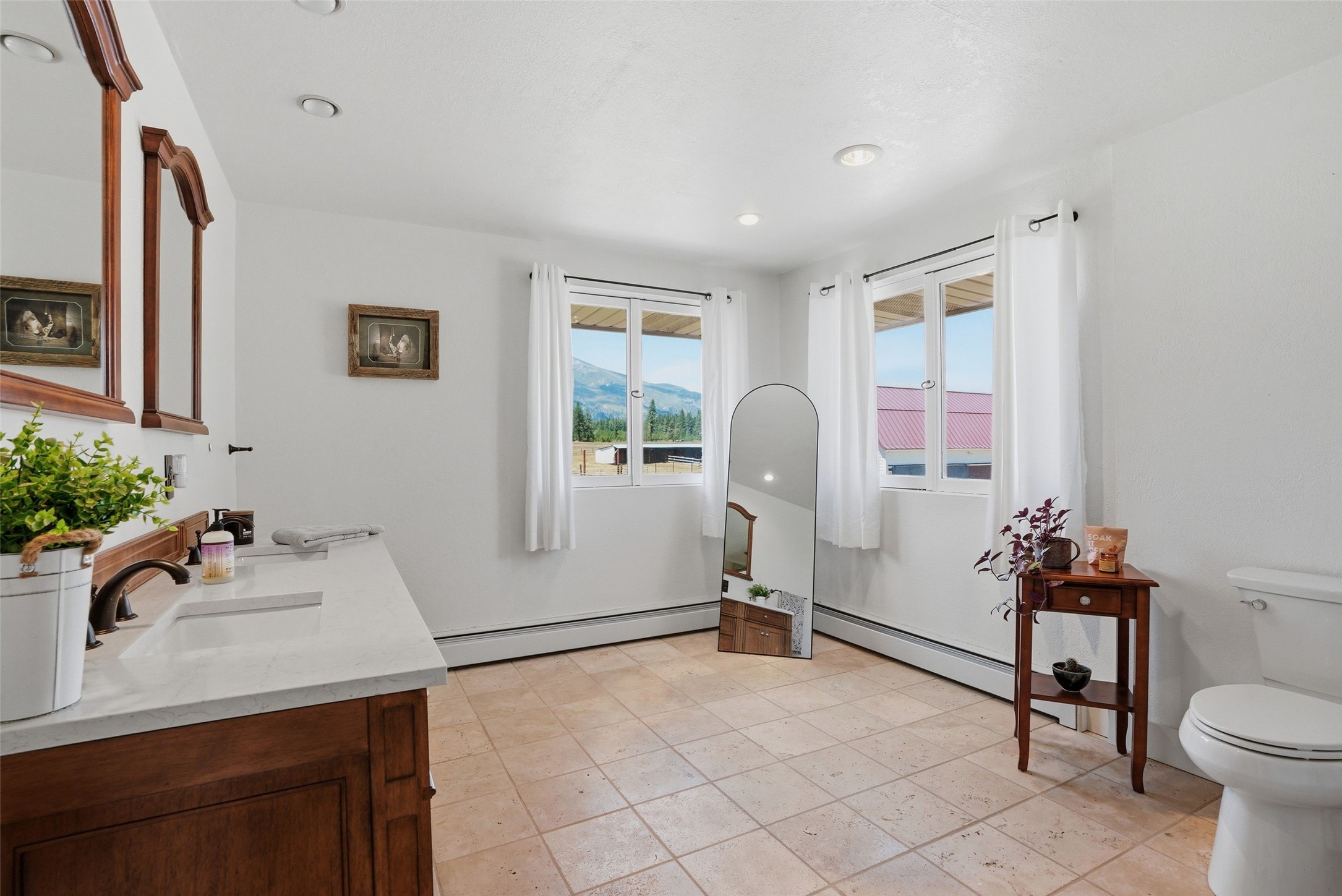 977 Us Highway 93 S Property Photo 42