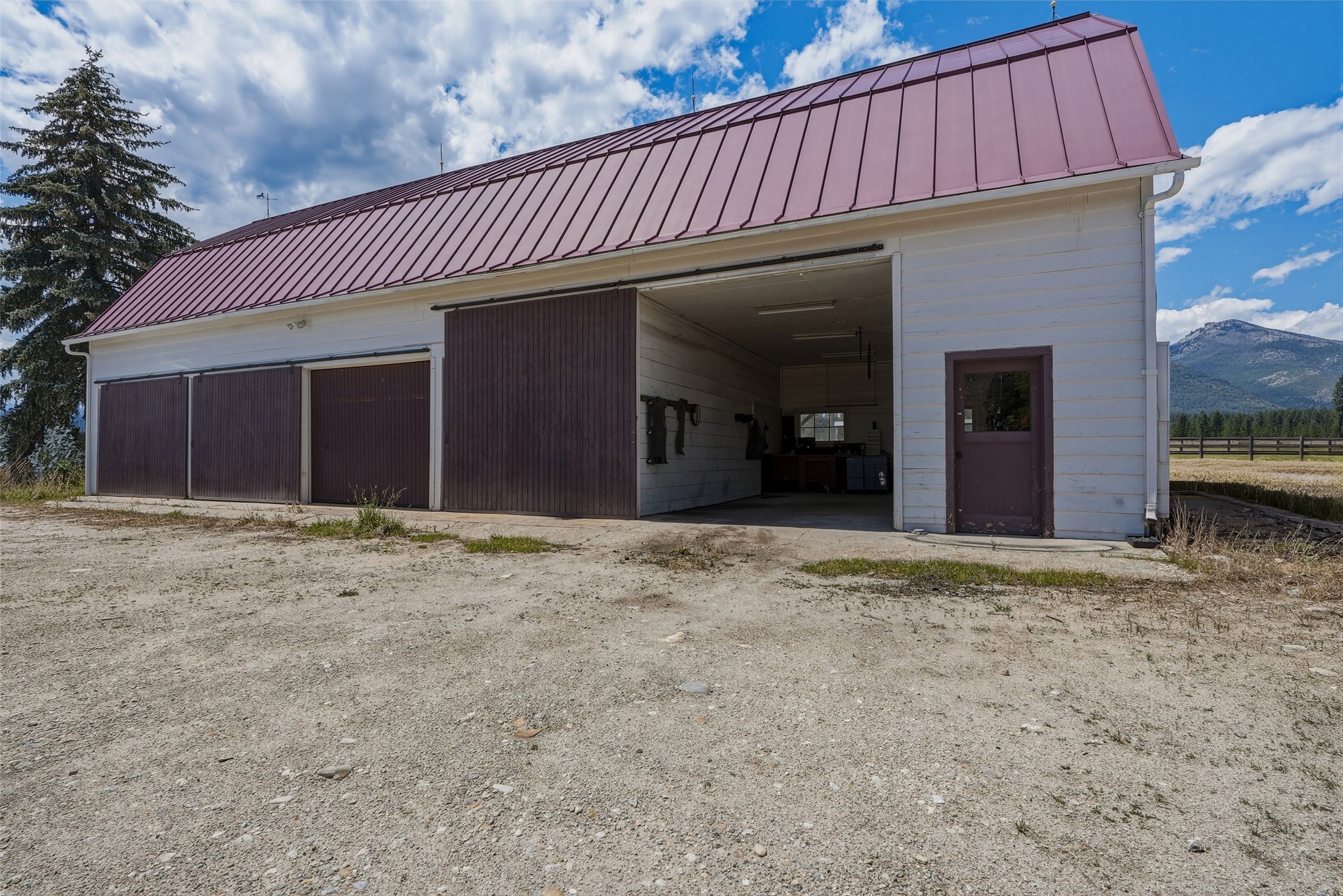 977 Us Highway 93 S Property Photo 51