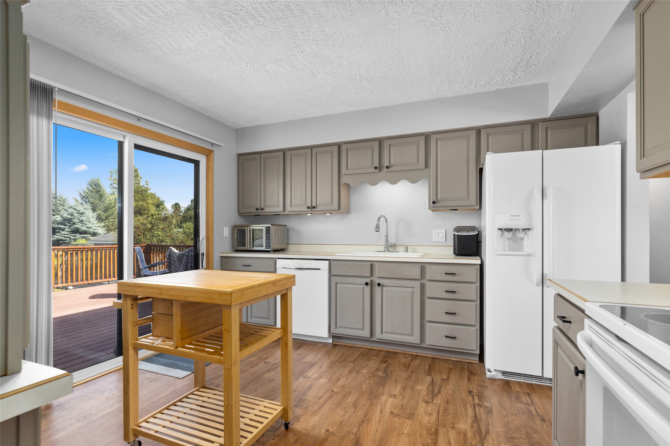 55 Lochness Avenue Property Photo 12