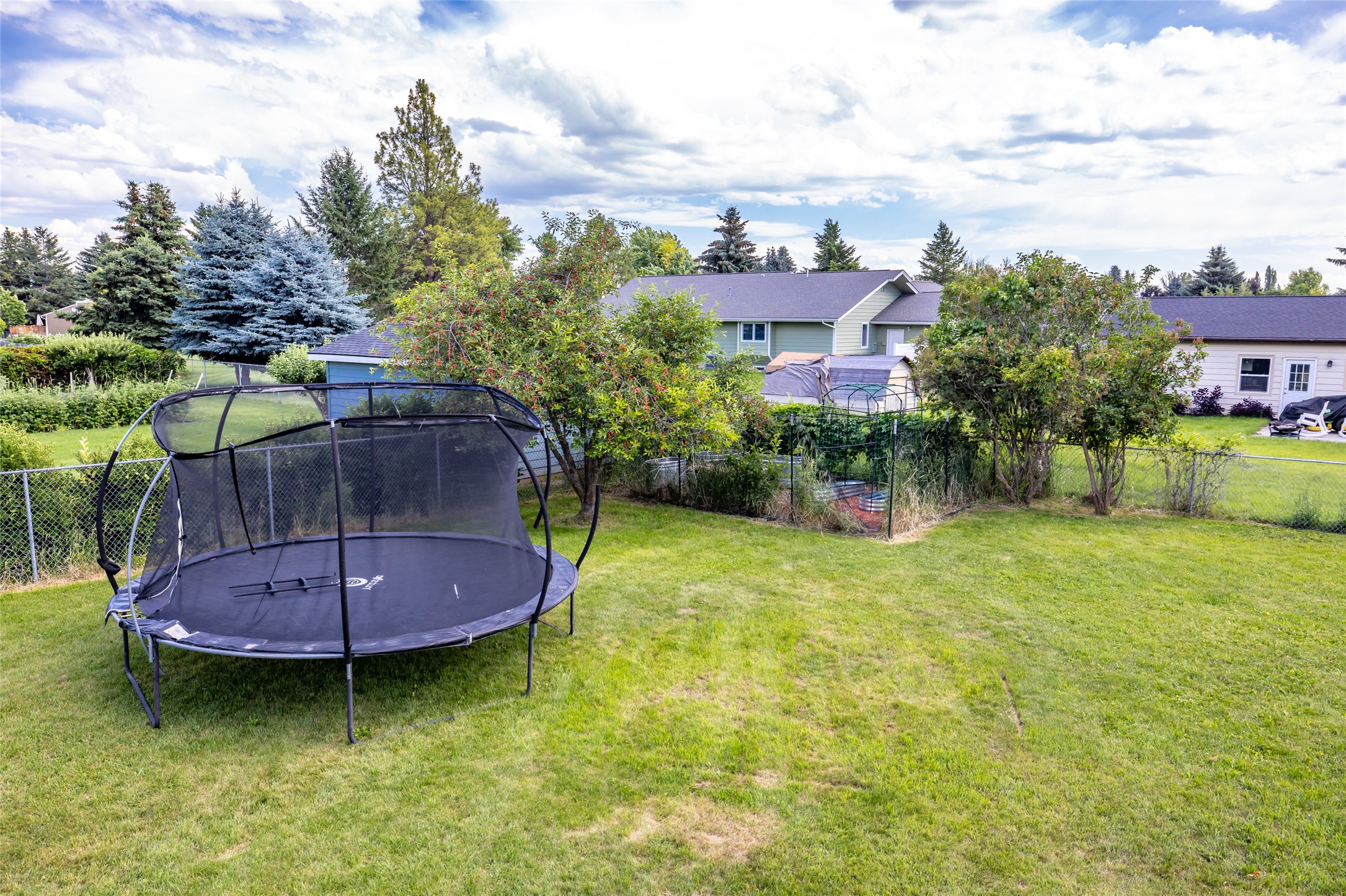 55 Lochness Avenue Property Photo 46