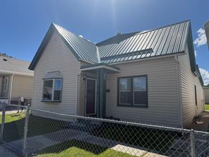 616 Cedar Street Property Photo 1