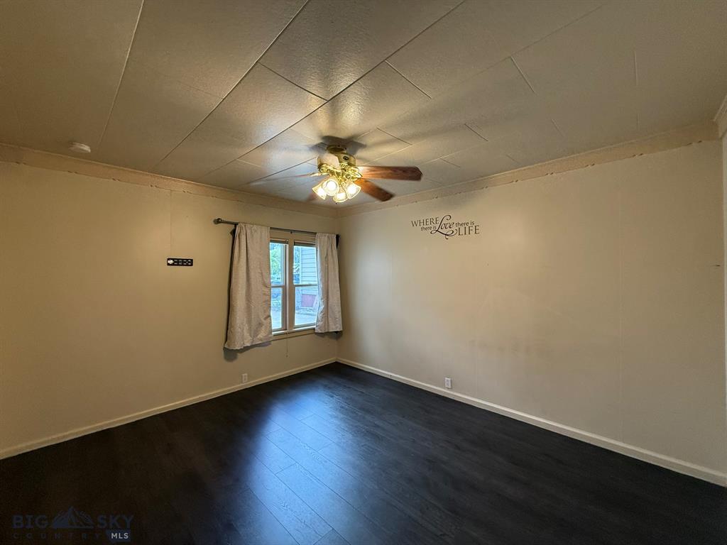 616 Cedar Street Property Photo 11
