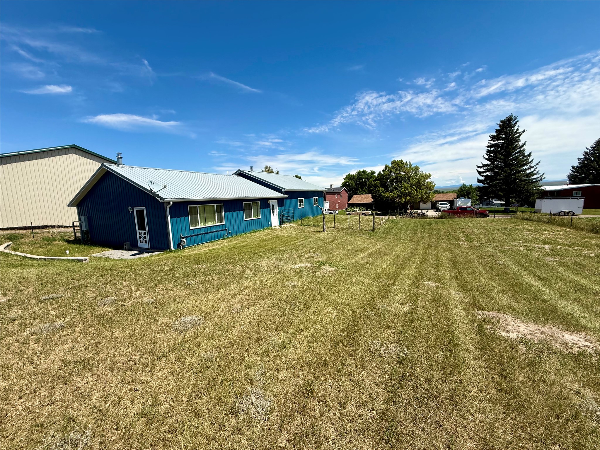 317 3rd Street S Property Photo 1